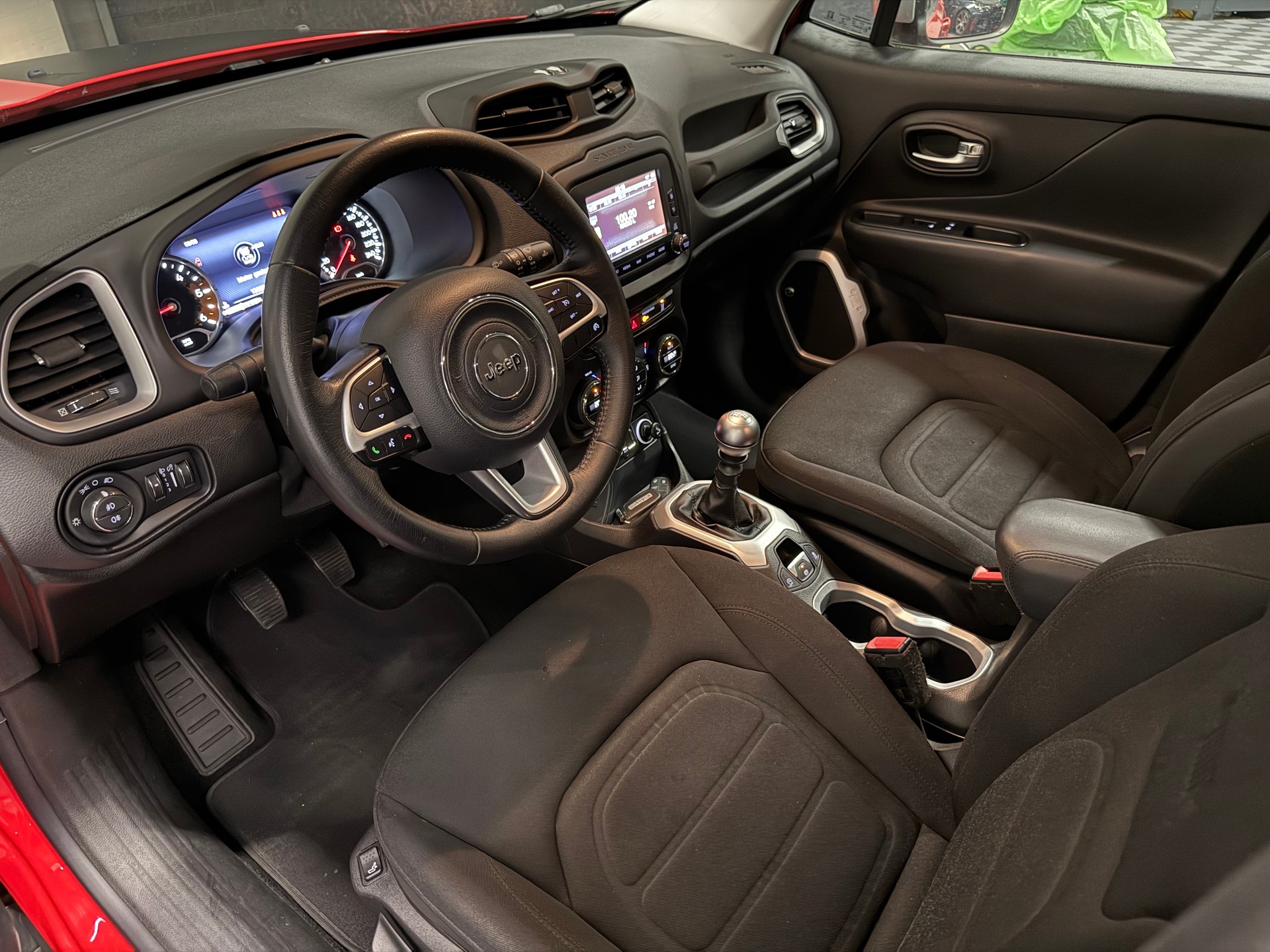 JEEP Renegade 1.6 CRD Limited-image-14