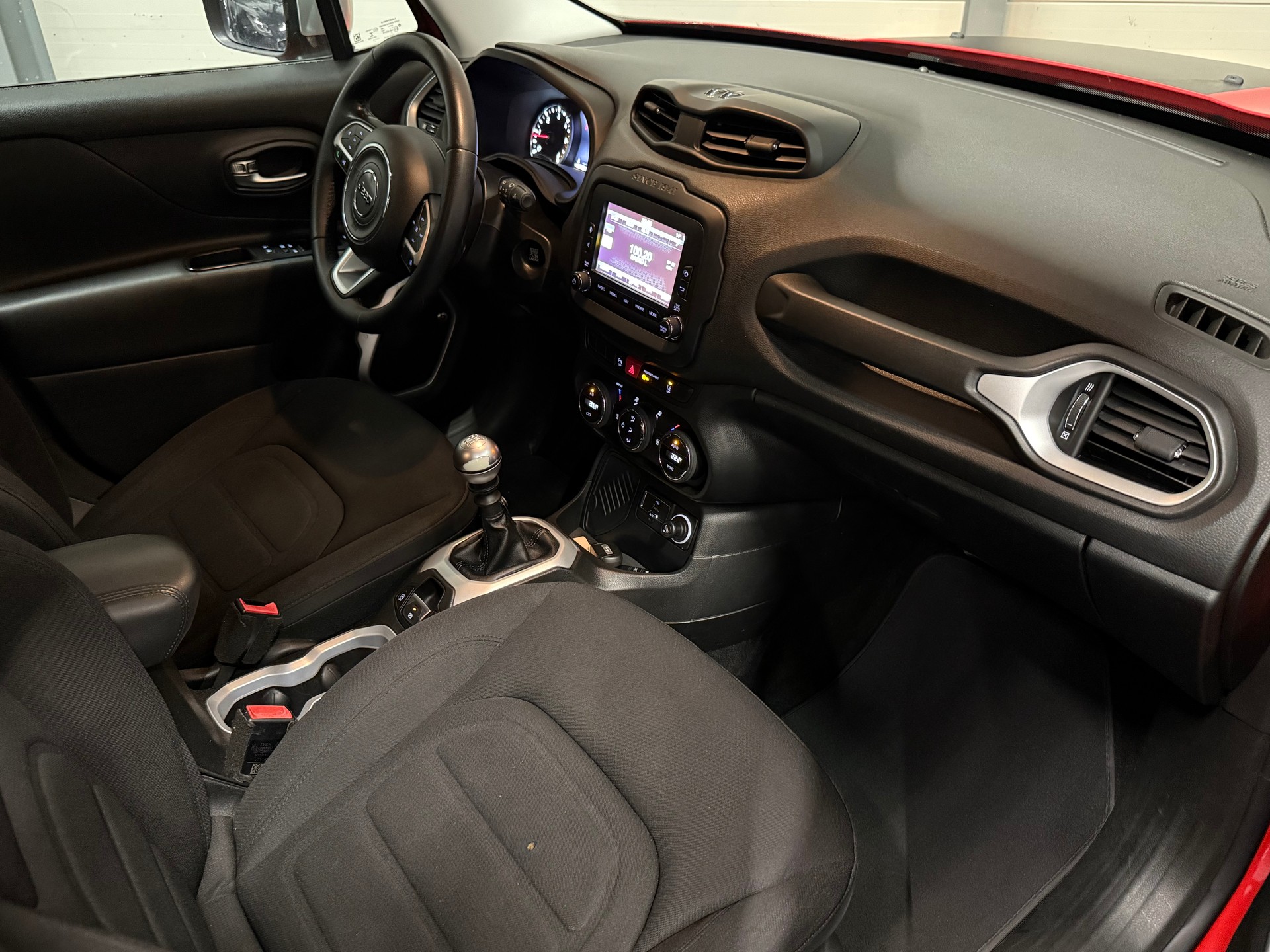 JEEP Renegade 1.6 CRD Limited-image-8