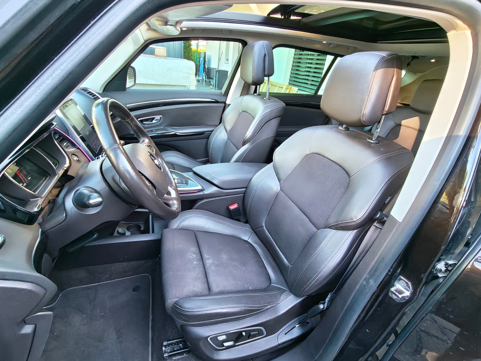 RENAULT Espace 1.6 dCi 160 Initiale EDC-image-8