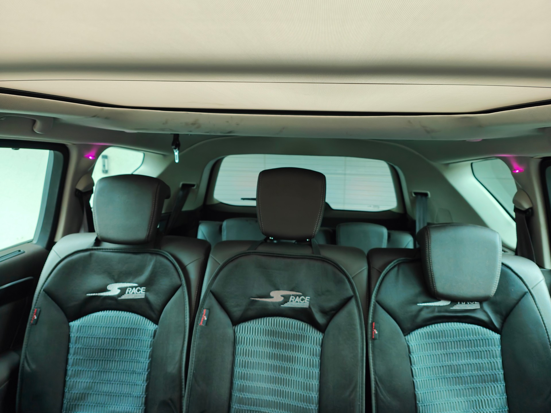RENAULT Espace 1.6 dCi Intens EDC-image-8