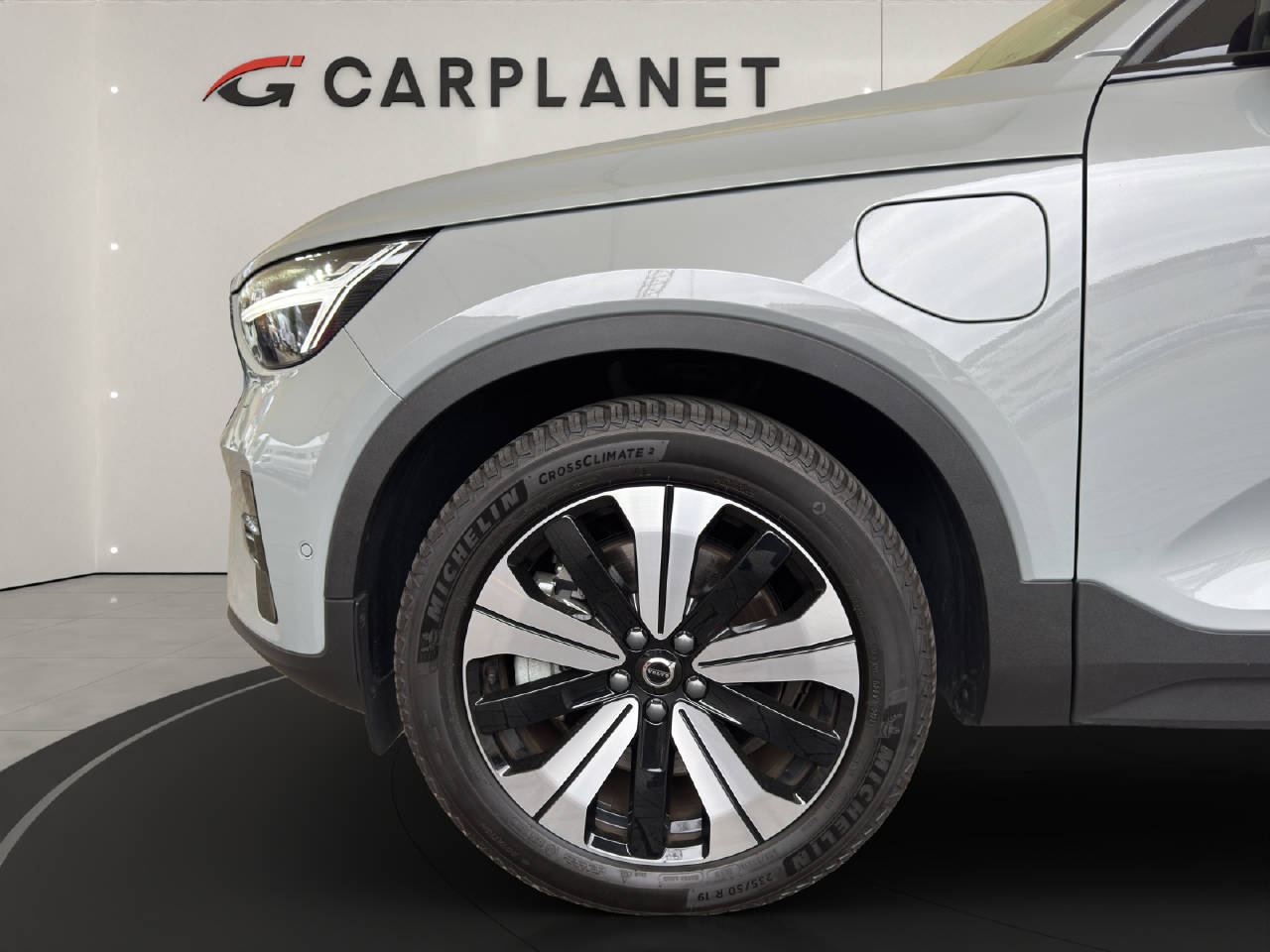 VOLVO XC40 1.5 T5 PiH Ultimate Dark-image-8