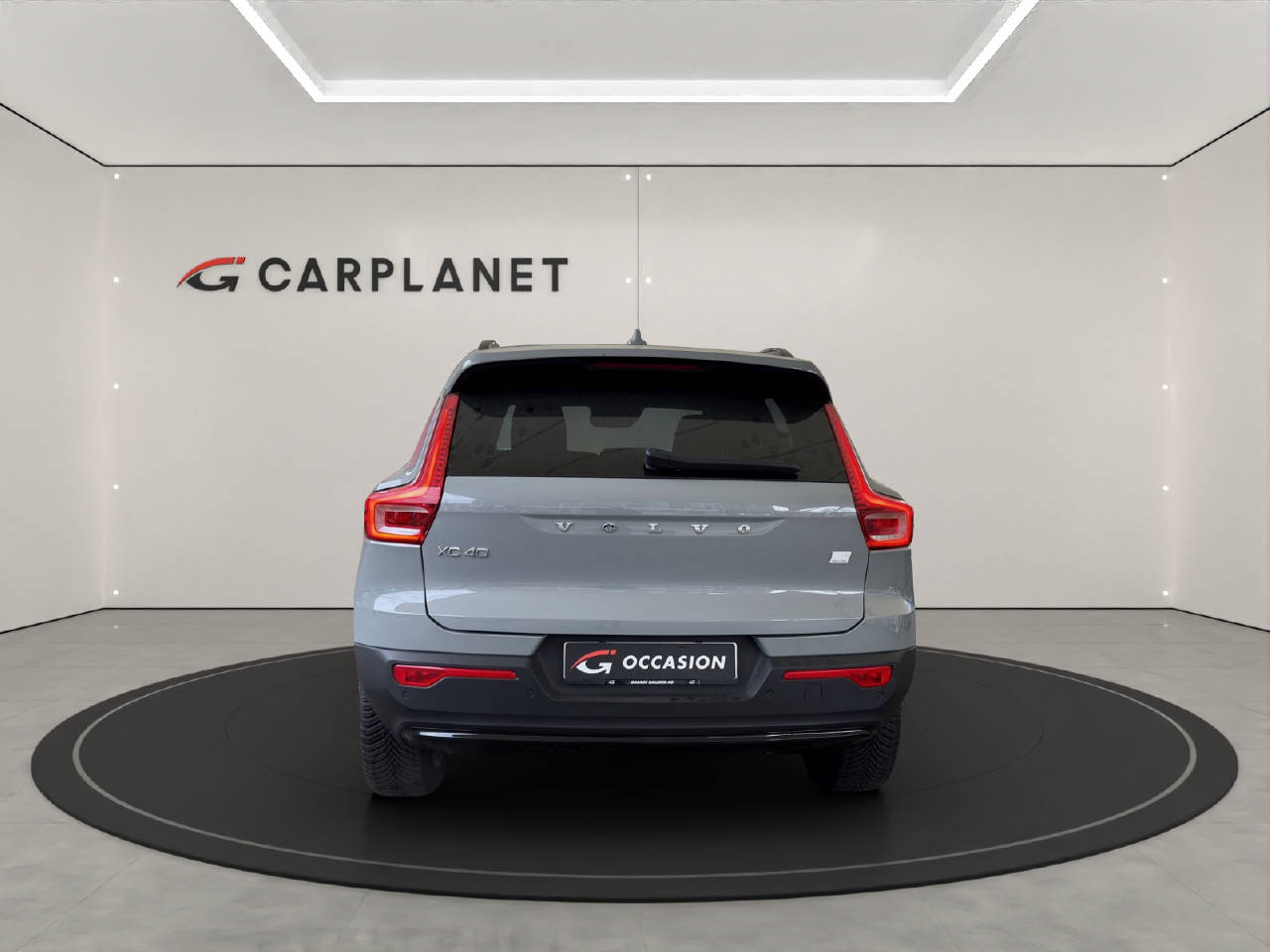 VOLVO XC40 1.5 T5 PiH Ultimate Dark-image-4