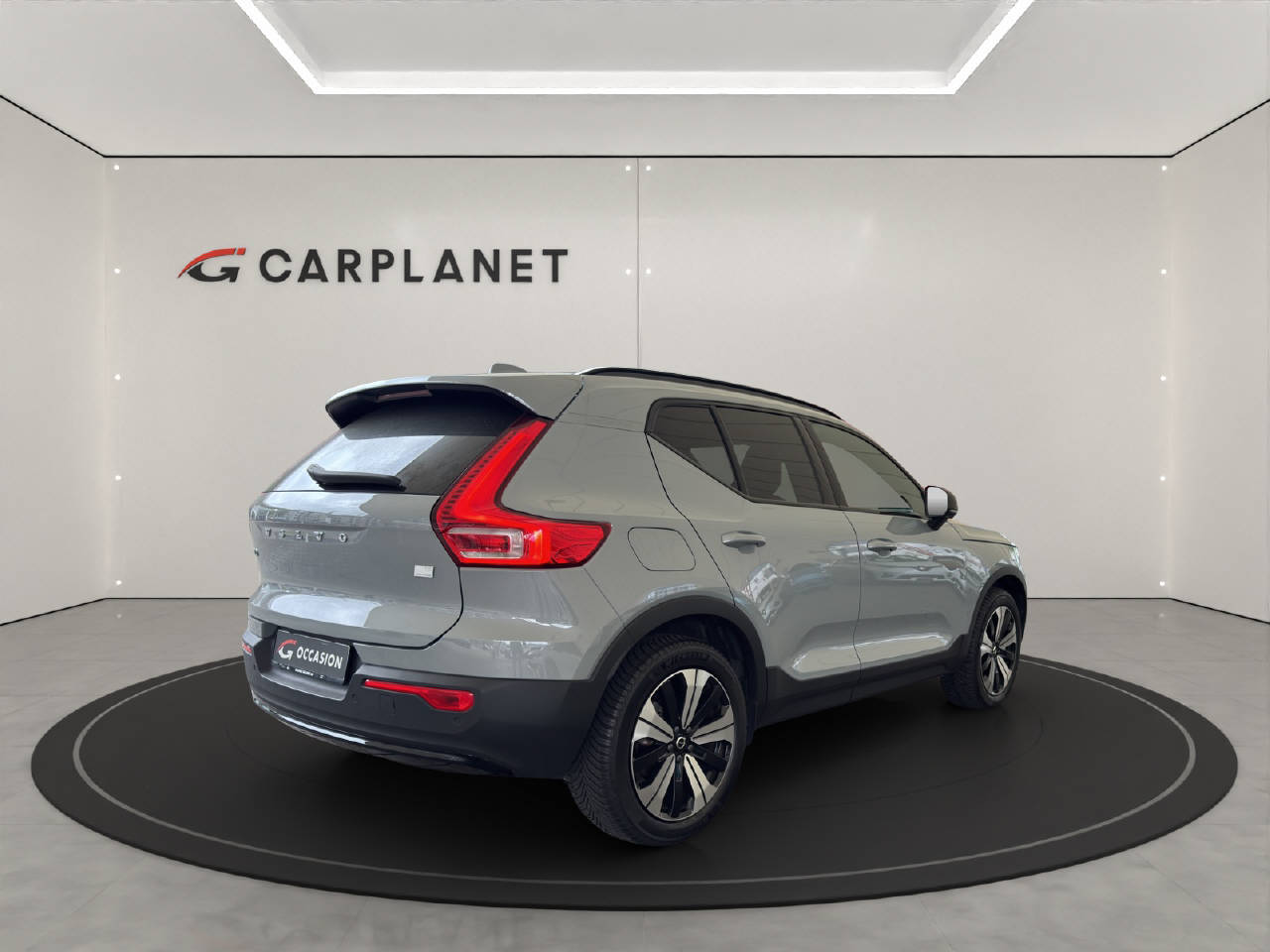 VOLVO XC40 1.5 T5 PiH Ultimate Dark-image-5