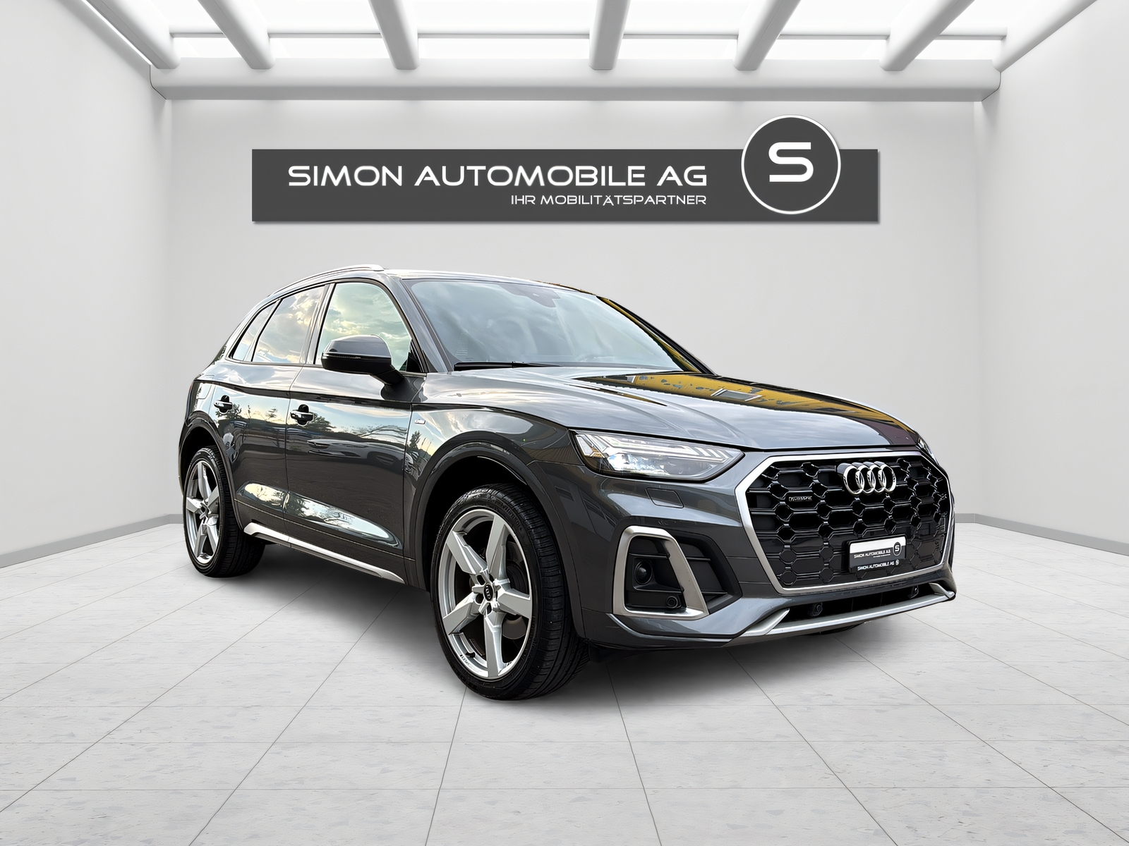 AUDI Q5 2.0 40 TDI S Line quattro S-Tronic-image-8