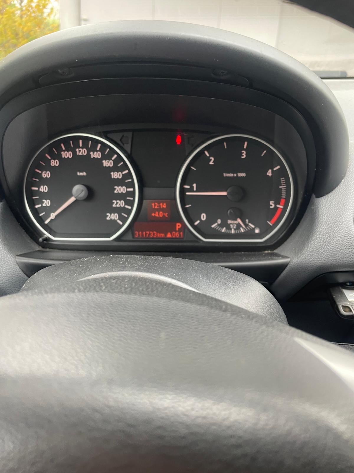 BMW 120d-image-7