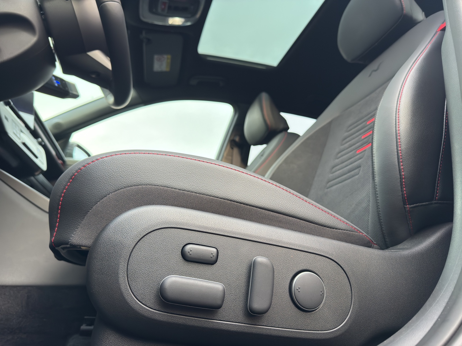HYUNDAI Kona 1.6 GDi HEV N Line DCT-image-17