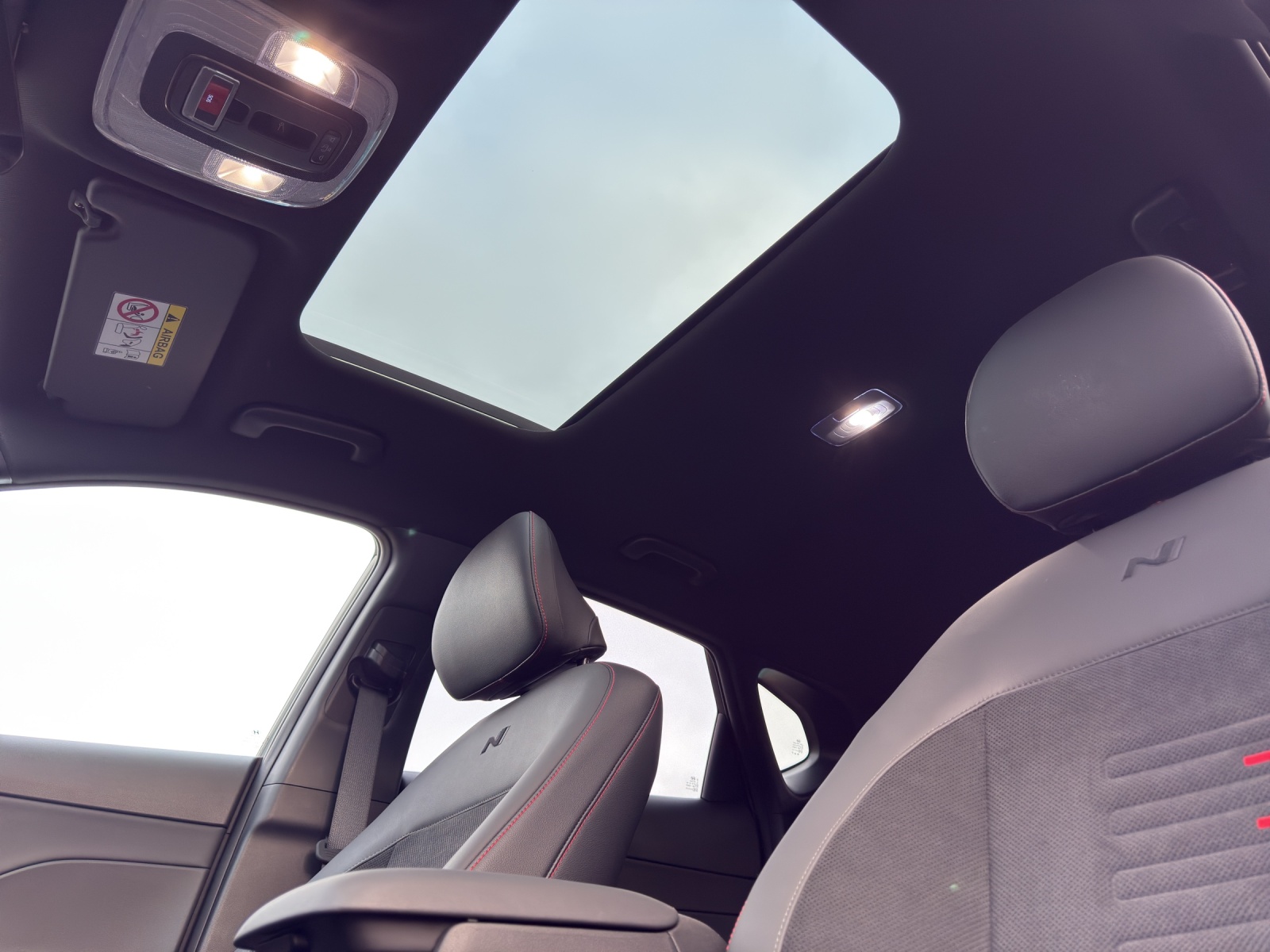 HYUNDAI Kona 1.6 GDi HEV N Line DCT-image-9