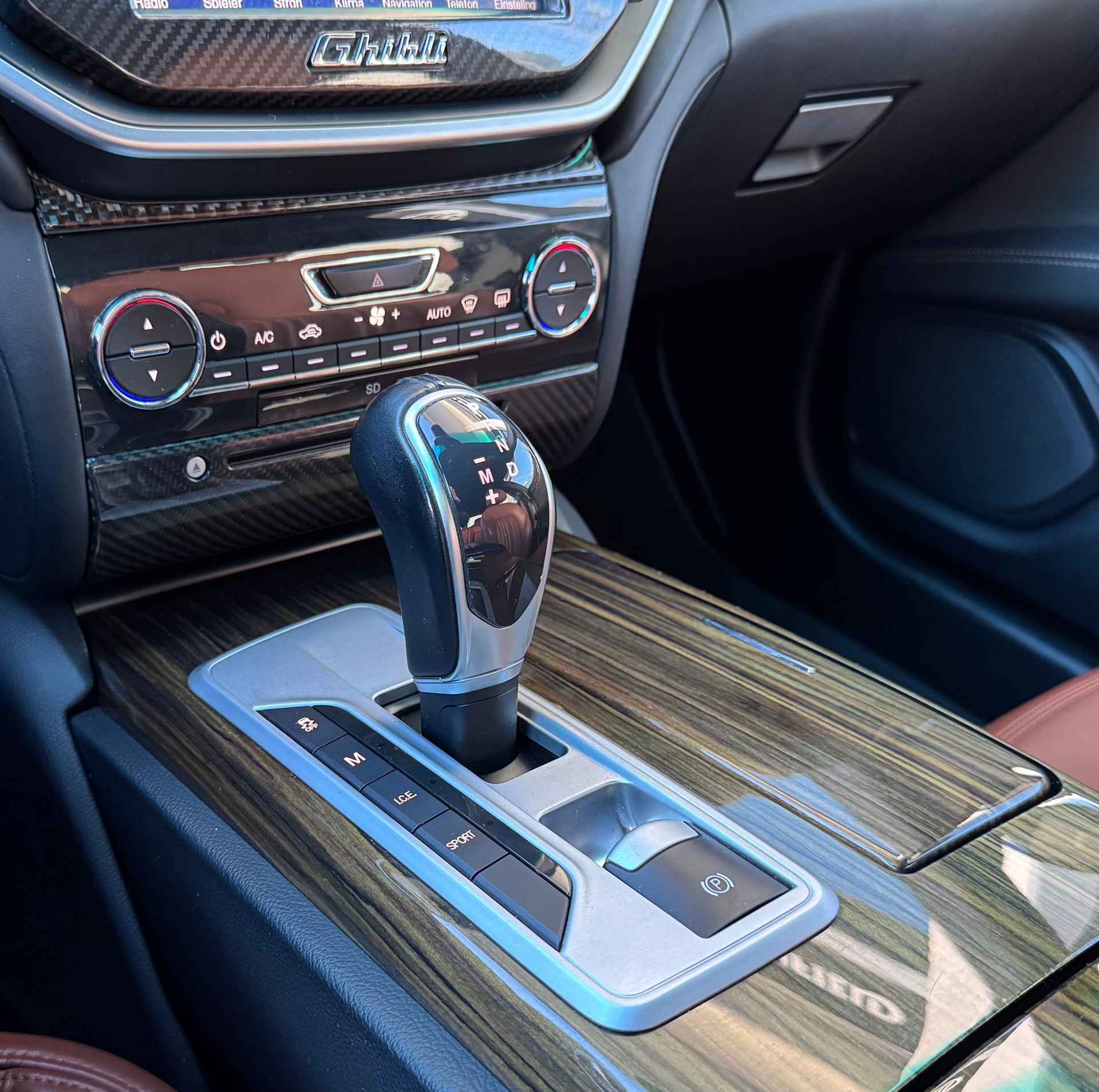 MASERATI Ghibli D 3.0 V6 Automatica-image-15