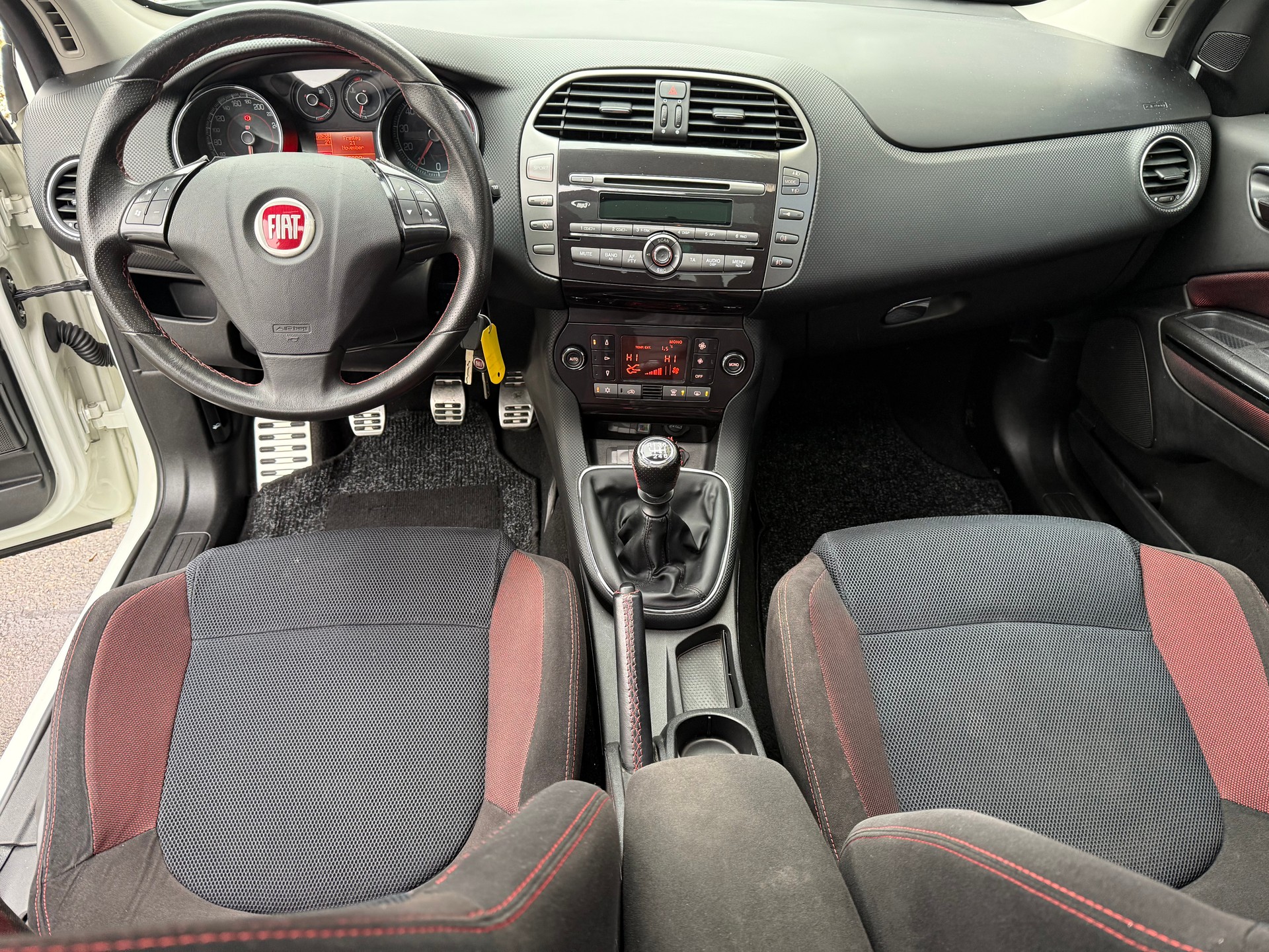 FIAT Bravo 1.4 16V Turbo Sport-image-7