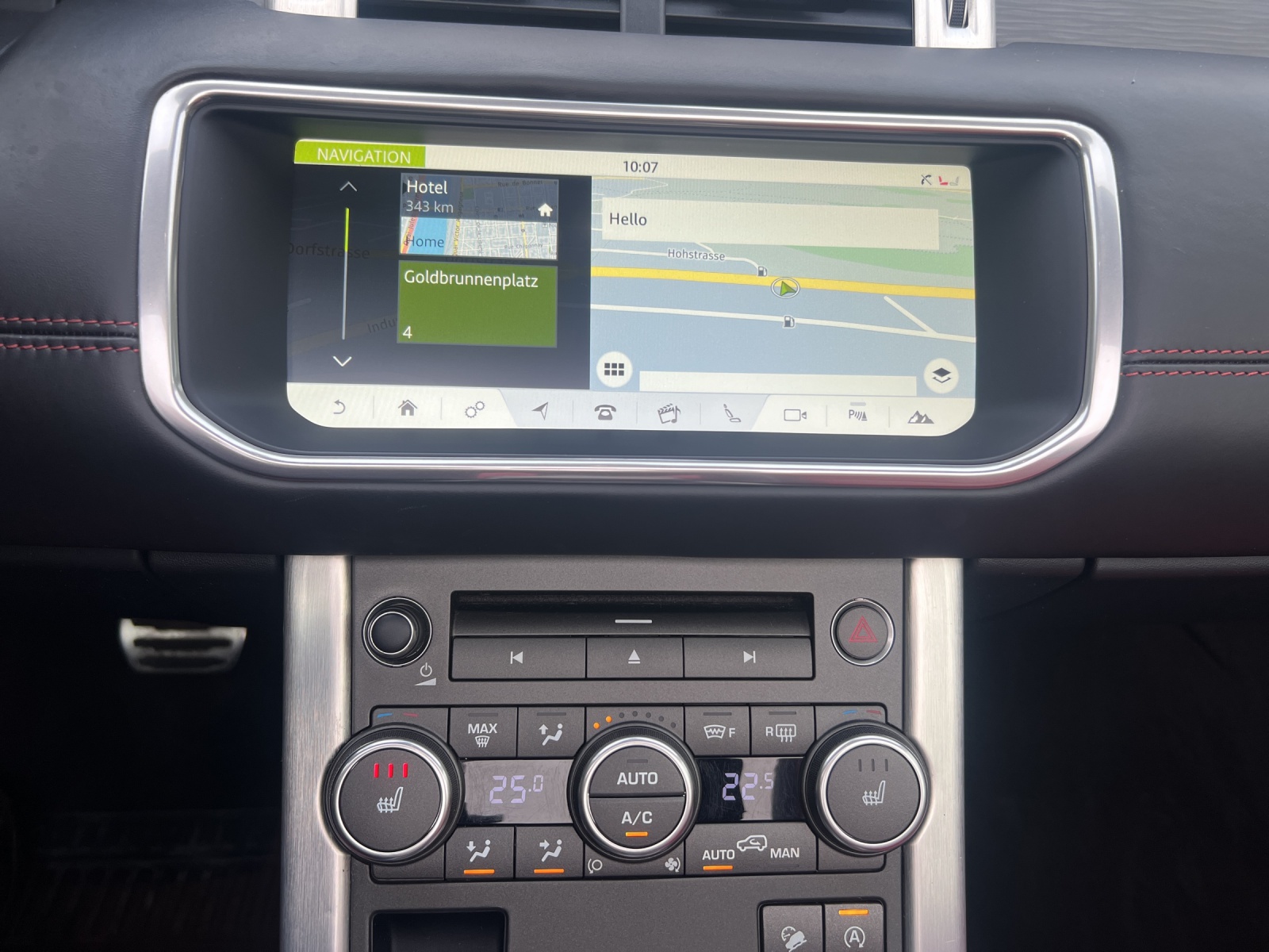 LAND ROVER Range Rover Evoque Convert. 2.0 Si4 SE Dynamic AT9-image-9