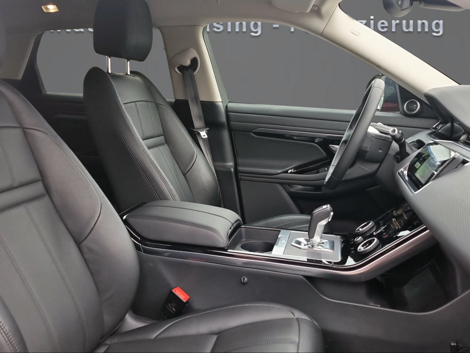 LAND ROVER Range Rover Evoque D 150 S AT9-image-10