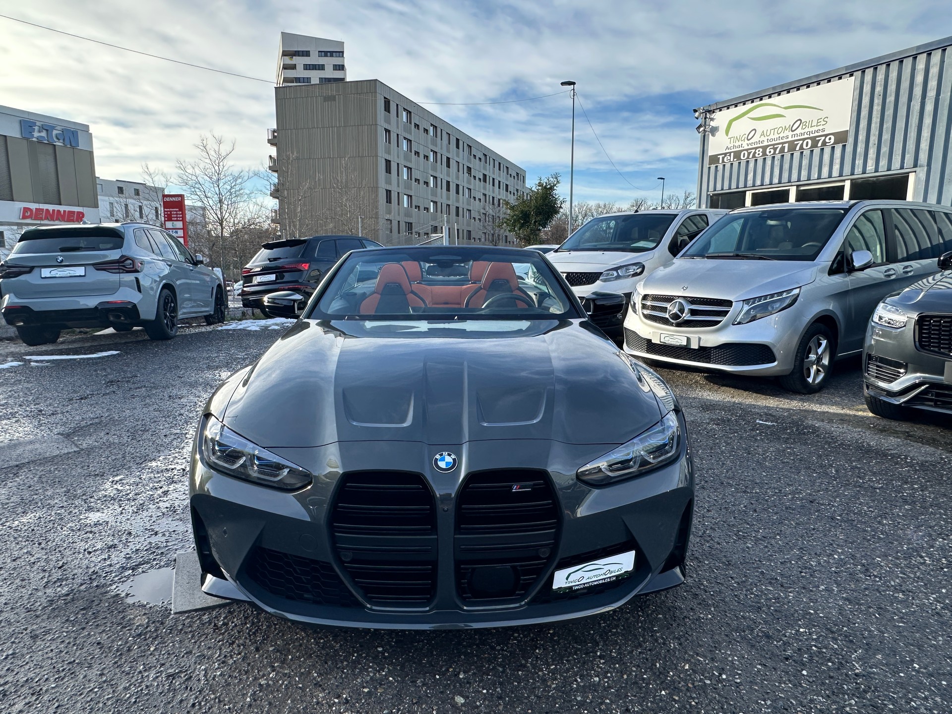 BMW M4 Cabrio Competition M xDrive-image-10