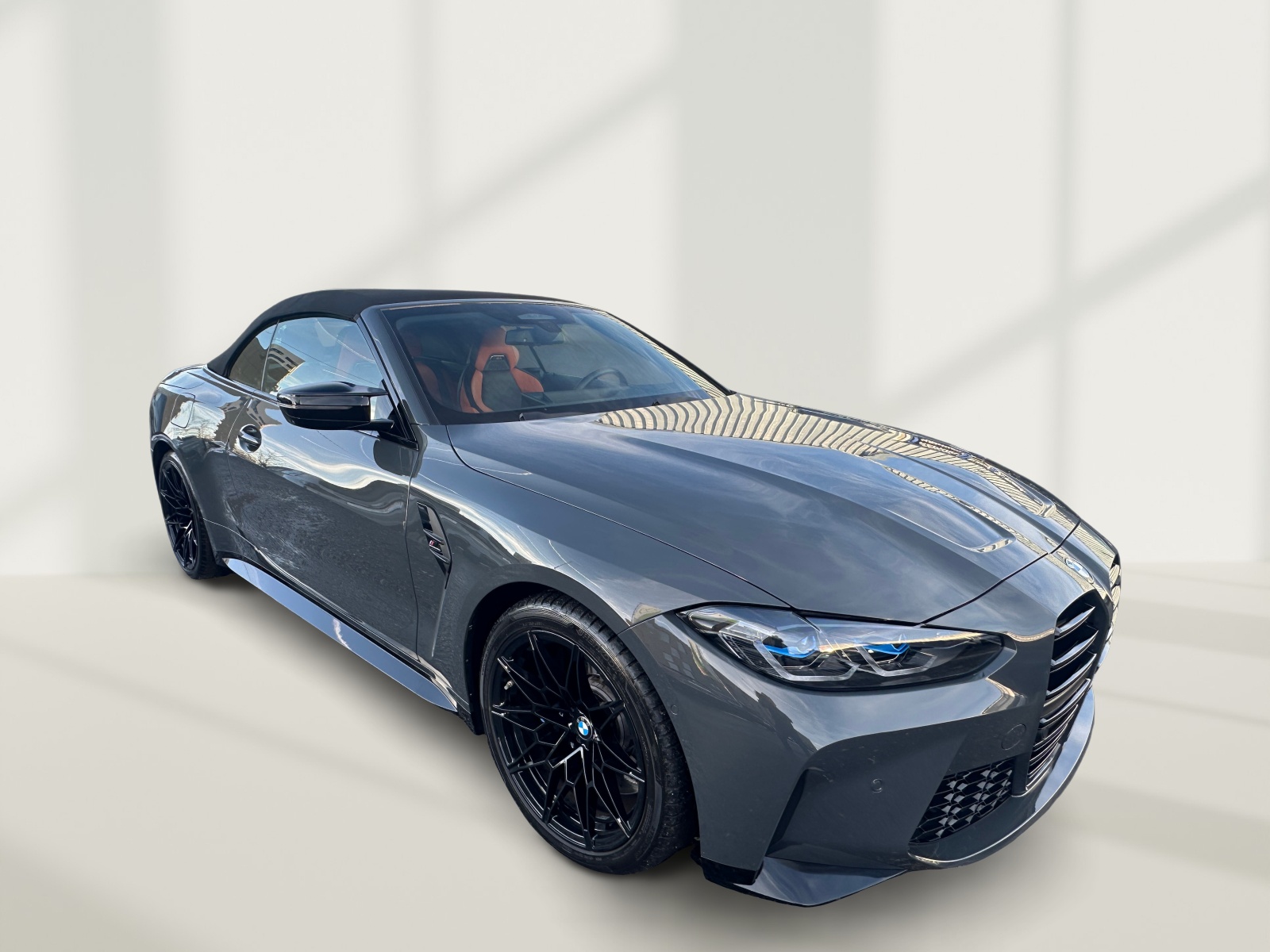 BMW M4 Cabrio Competition M xDrive. (CH Auto)-showroom-element-1