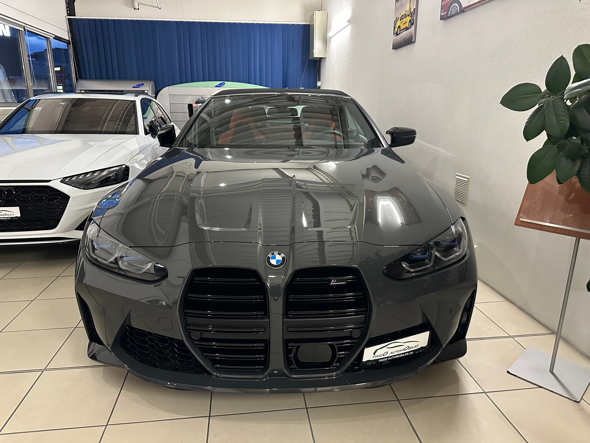 BMW M4 Cabrio Competition M xDrive