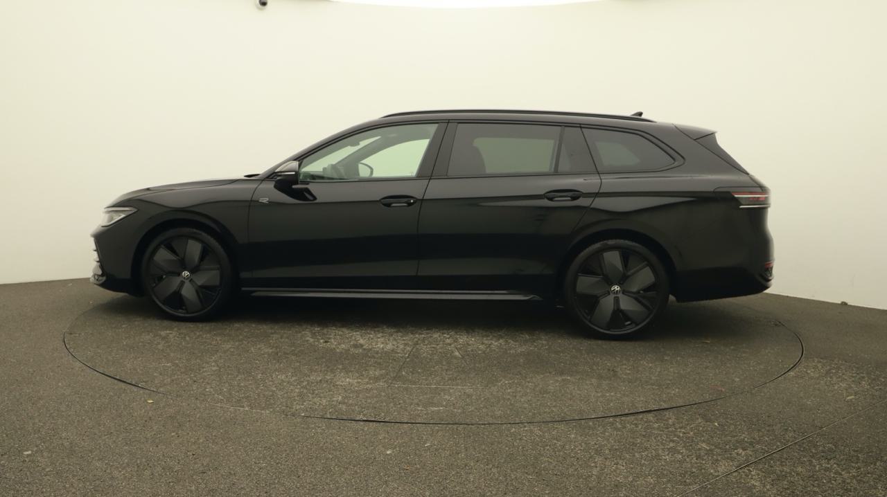 VW Passat Variant 2.0 TDI evo R-Line 4 Motion DSG-image-1