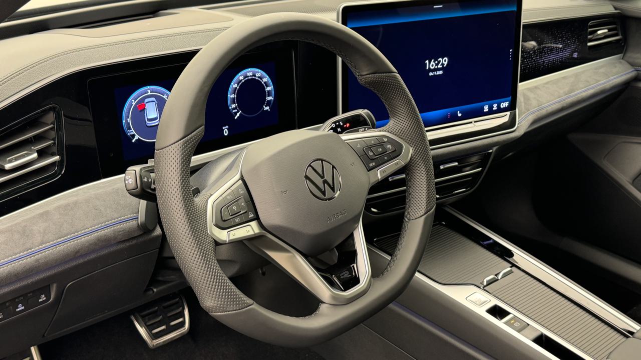 VW Passat Variant 2.0 TDI evo R-Line 4 Motion DSG-image-6