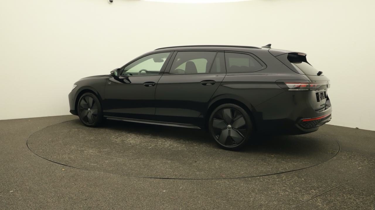VW Passat Variant 2.0 TDI evo R-Line 4 Motion DSG-image-2