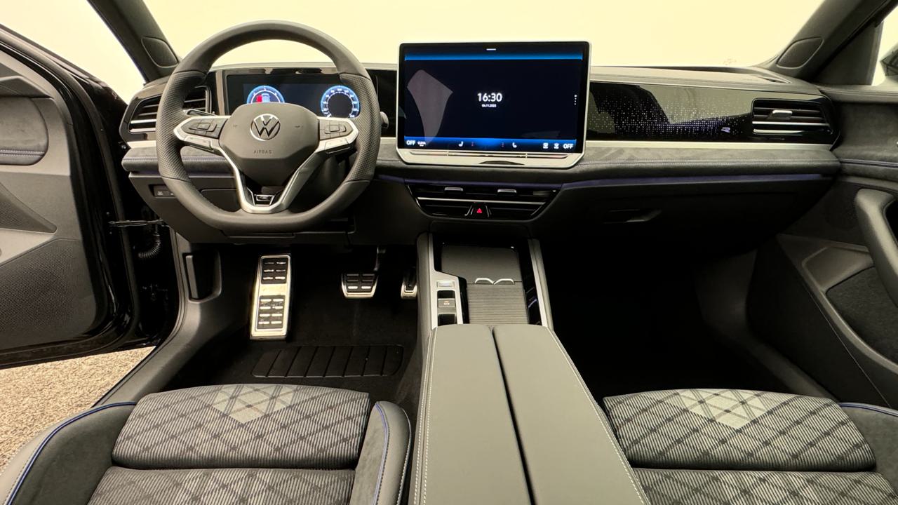 VW Passat Variant 2.0 TDI evo R-Line 4 Motion DSG-image-5