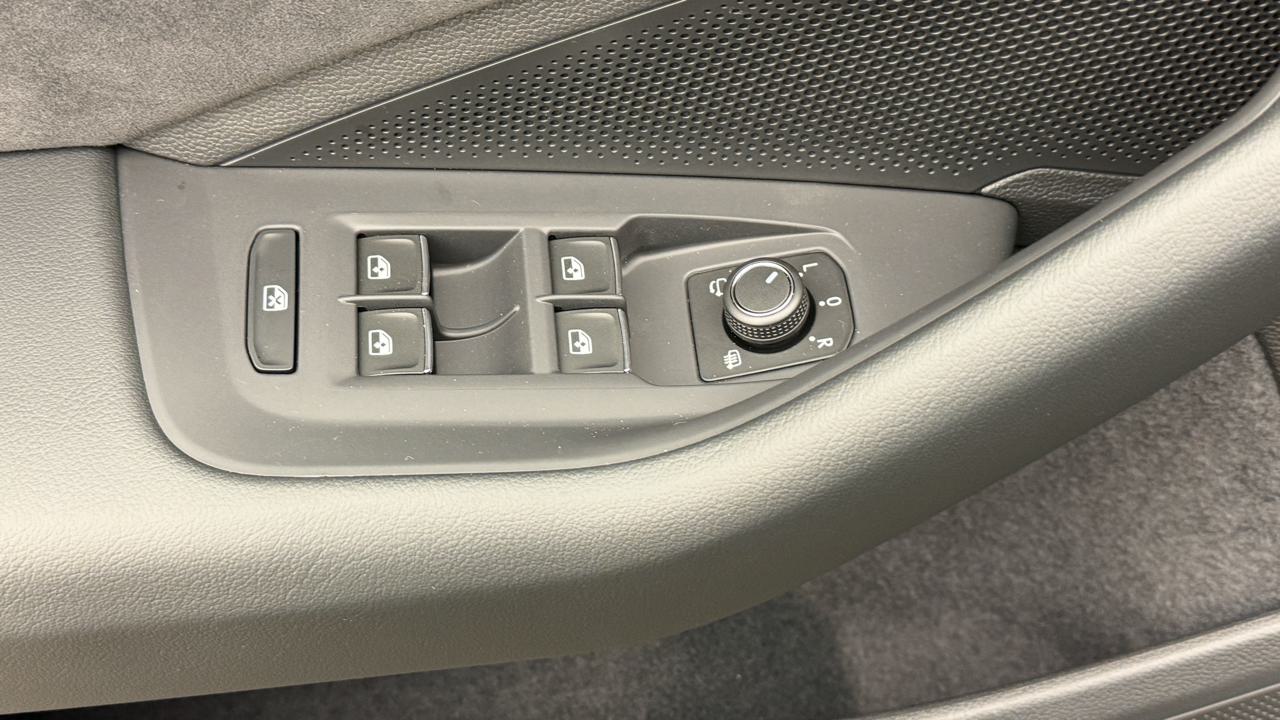 VW Passat Variant 2.0 TDI evo R-Line 4 Motion DSG-image-8