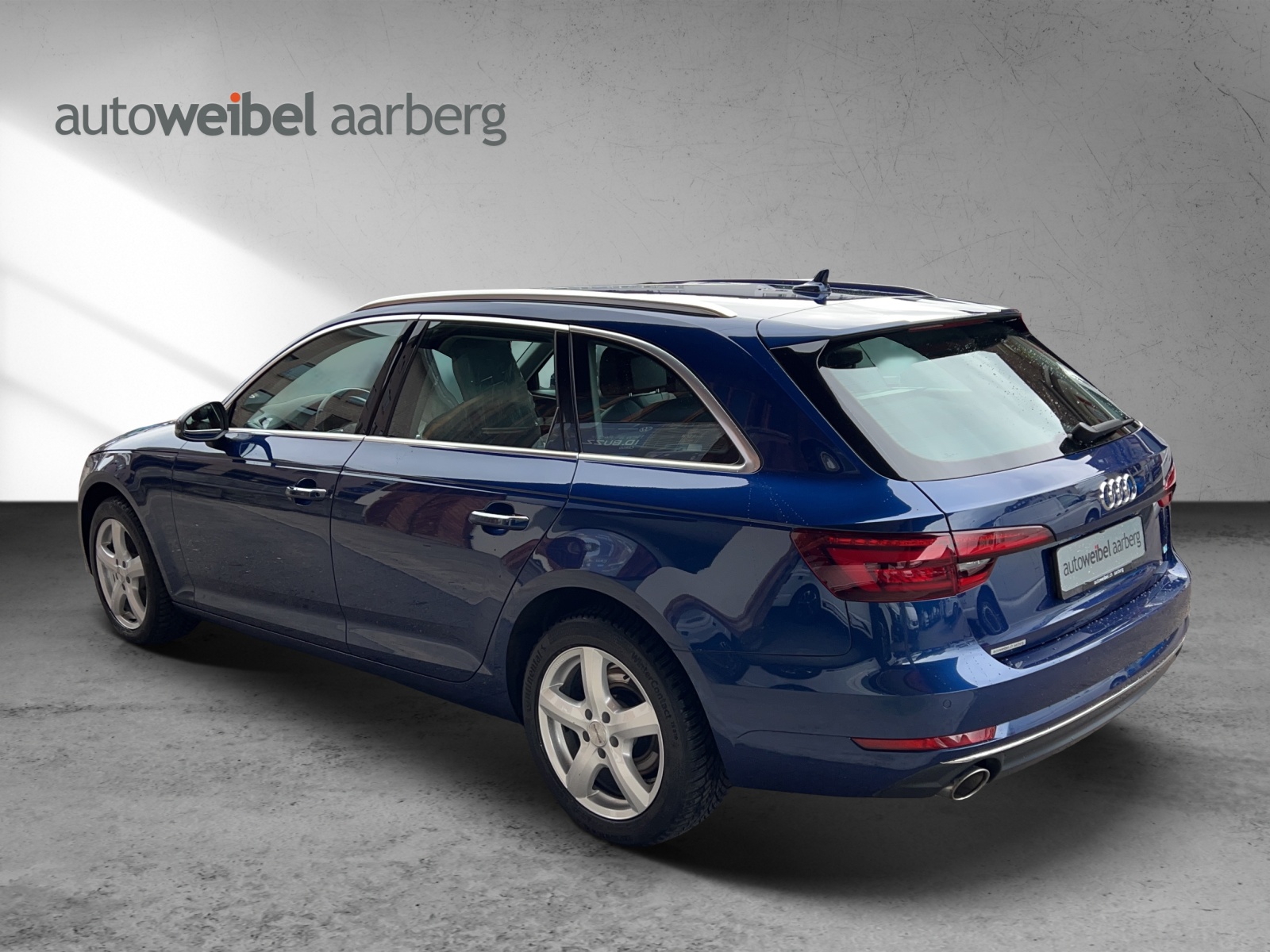 AUDI A4 Avant 2.0 TFSI g-tron Design S-tronic-showroom-element-3