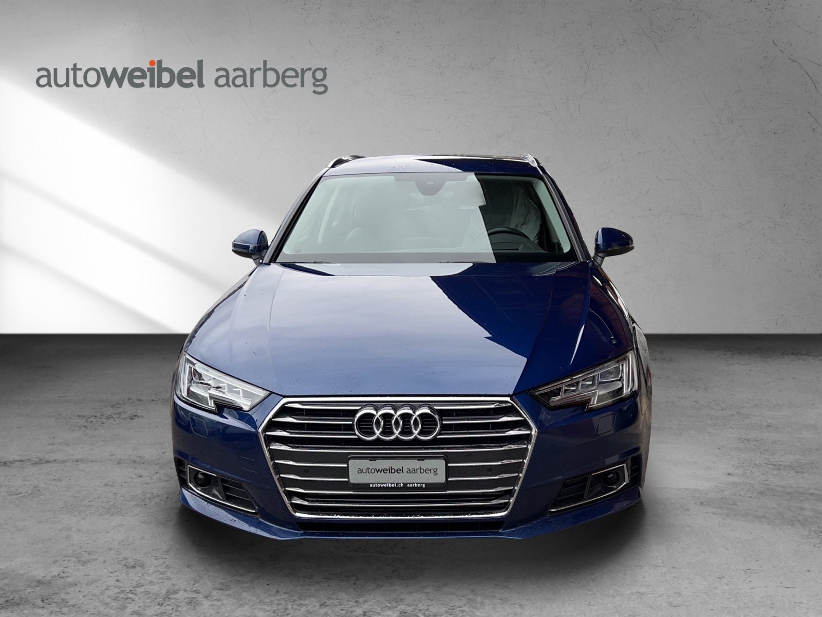 AUDI A4 Avant 2.0 TFSI g-tron Design S-tronic-image-5