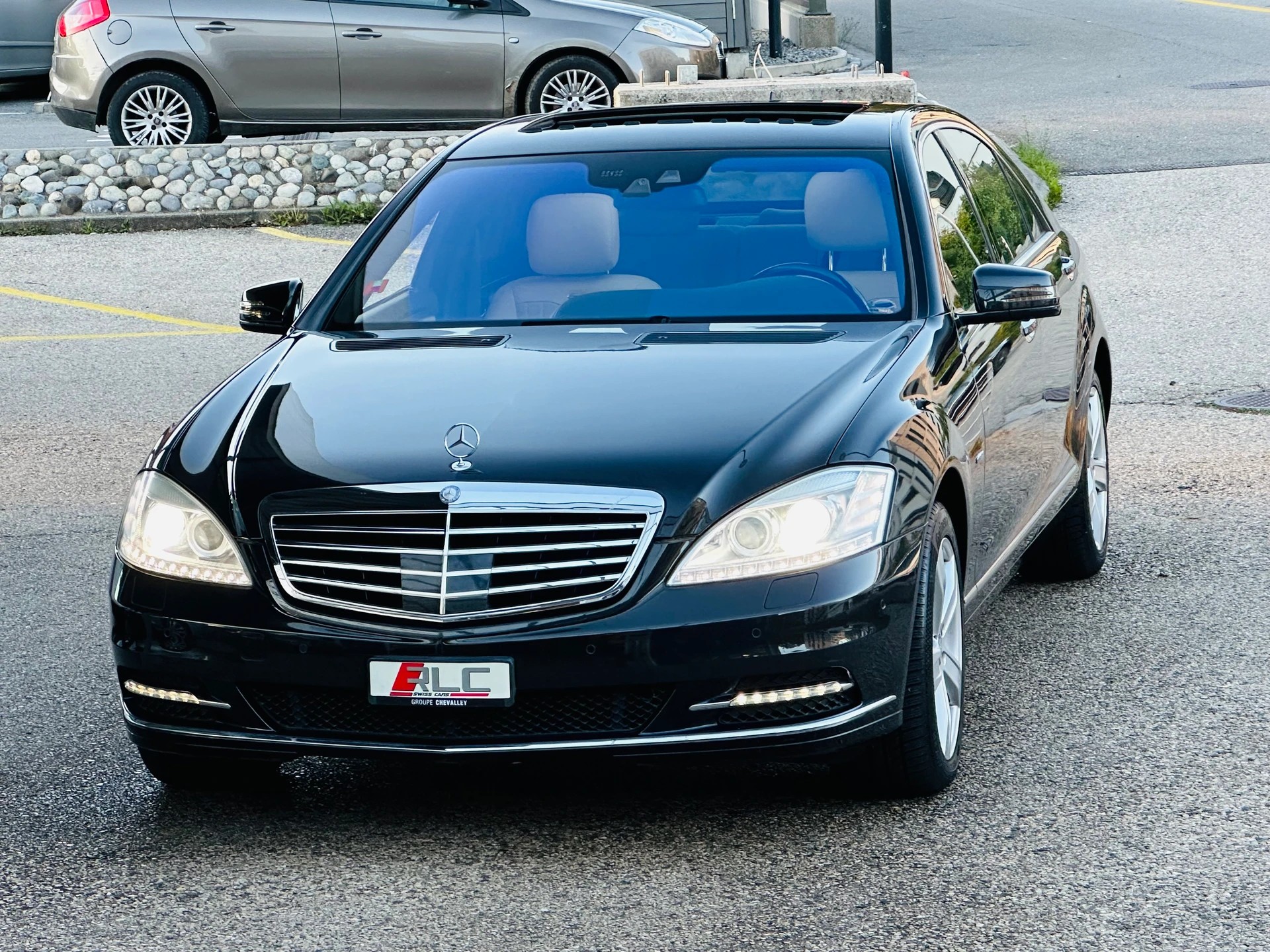 MERCEDES-BENZ S 500 L BlueEfficiency SS 4Matic 7G-Tronic-image-3