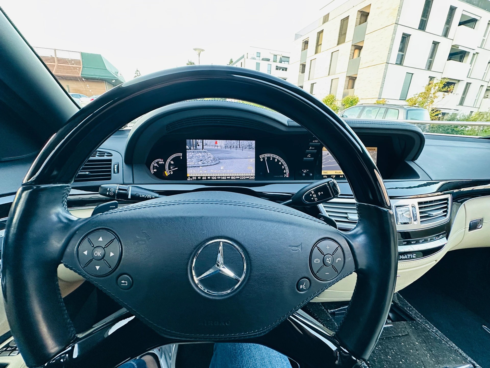 MERCEDES-BENZ S 500 L BlueEfficiency SS 4Matic 7G-Tronic-image-9
