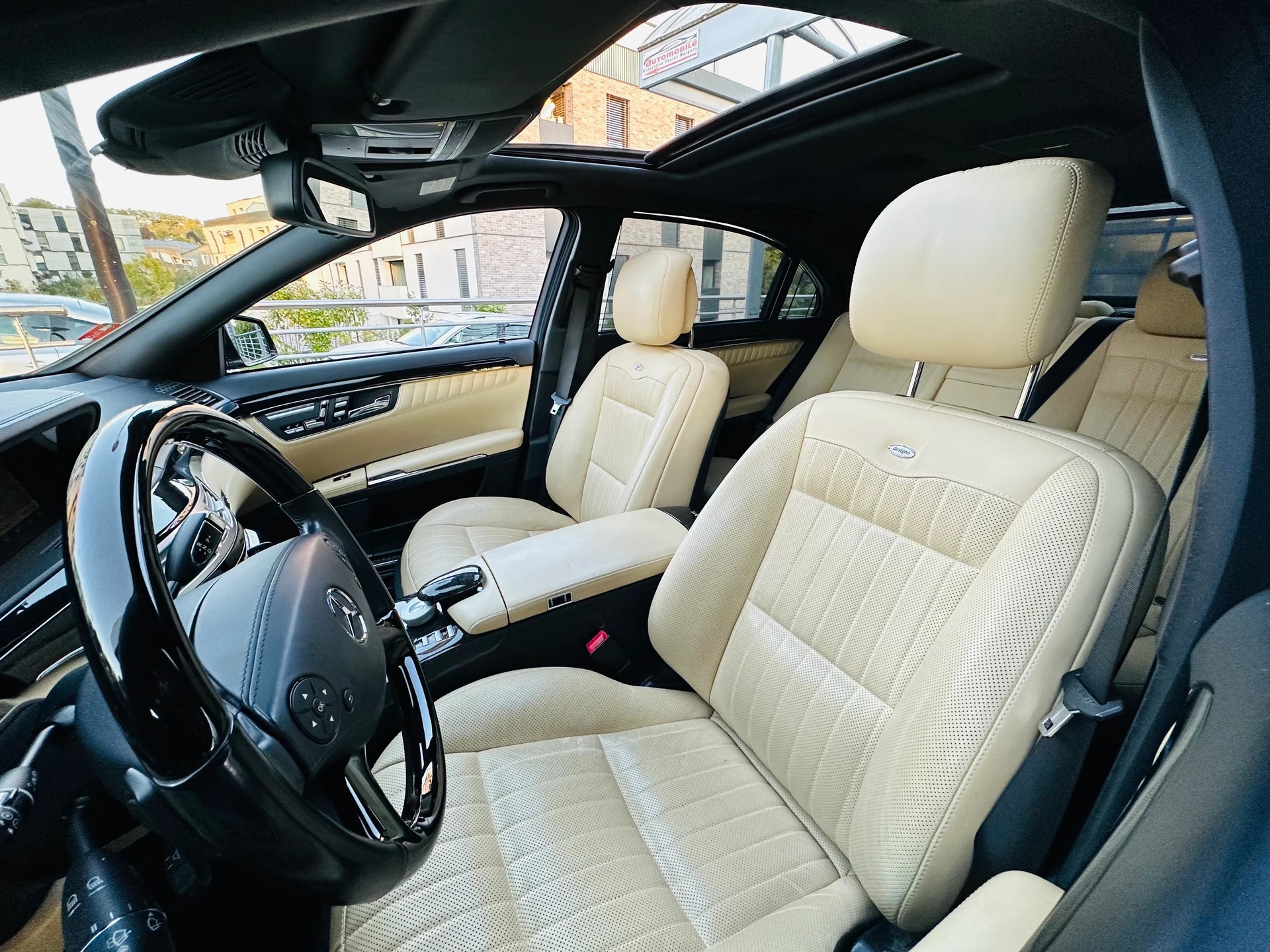 MERCEDES-BENZ S 500 L BlueEfficiency SS 4Matic 7G-Tronic-image-10