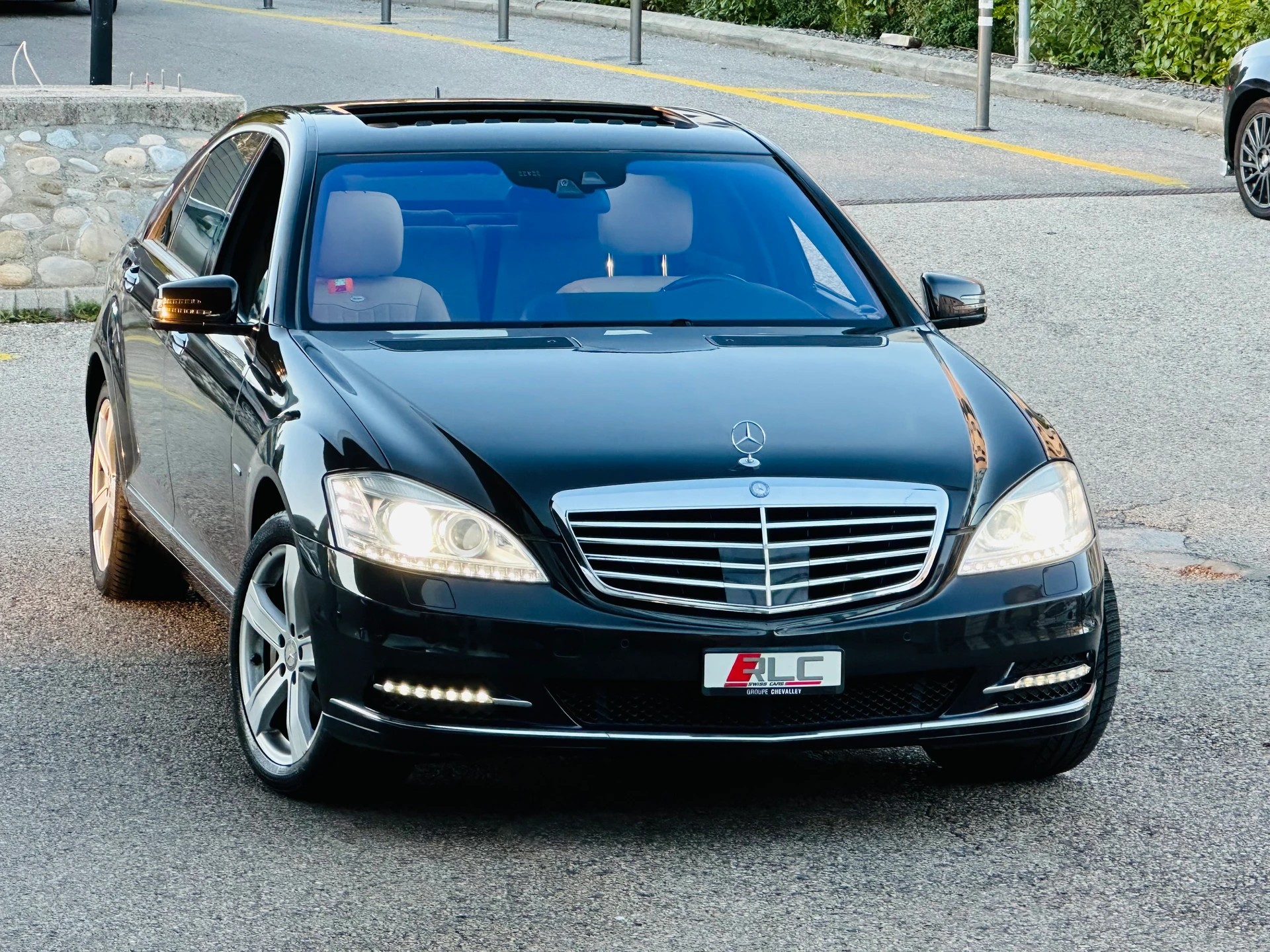 MERCEDES-BENZ S 500 L BlueEfficiency SS 4Matic 7G-Tronic-image-1