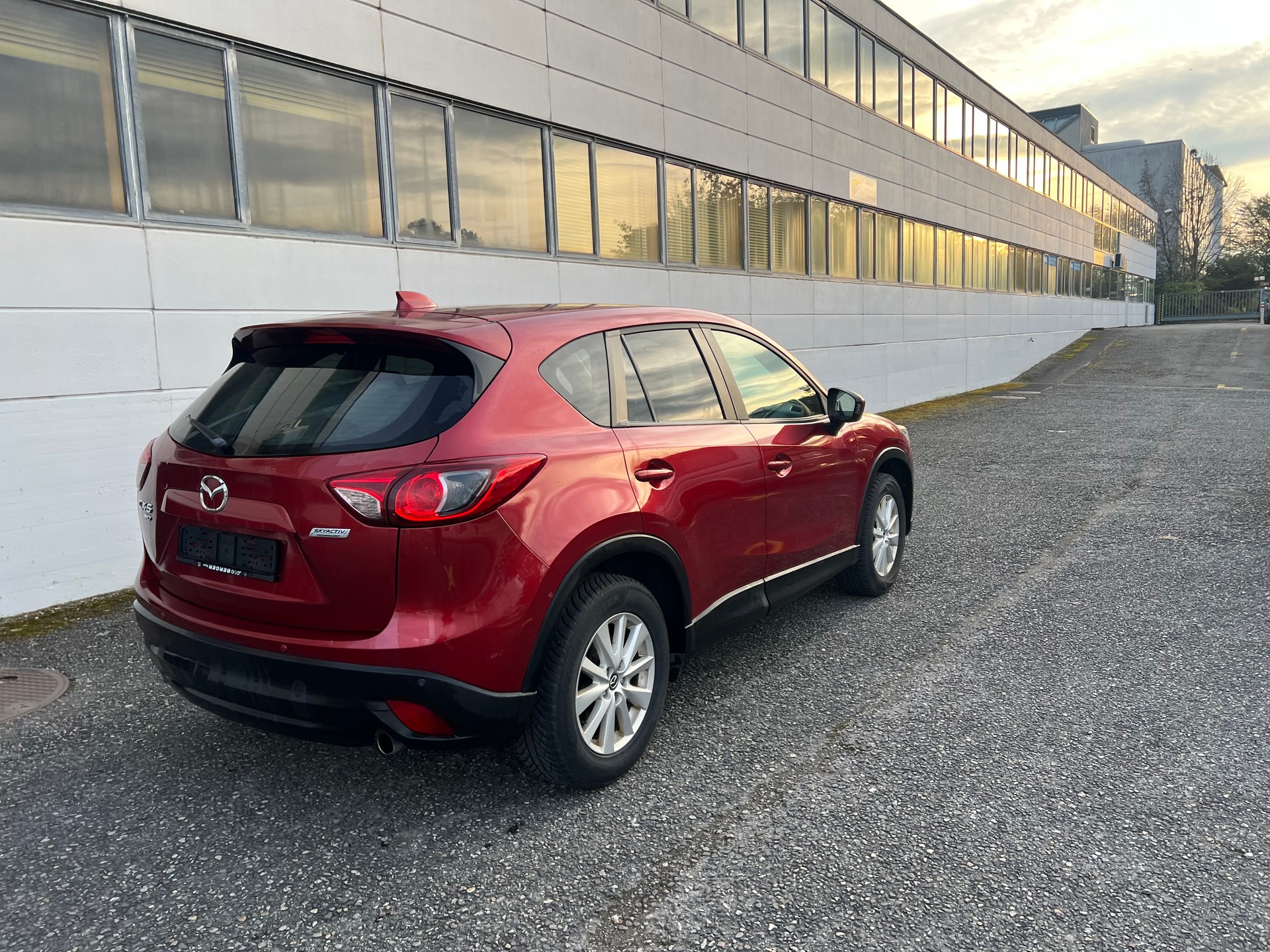 MAZDA CX-5 2.0 Ambition AWD-image-5