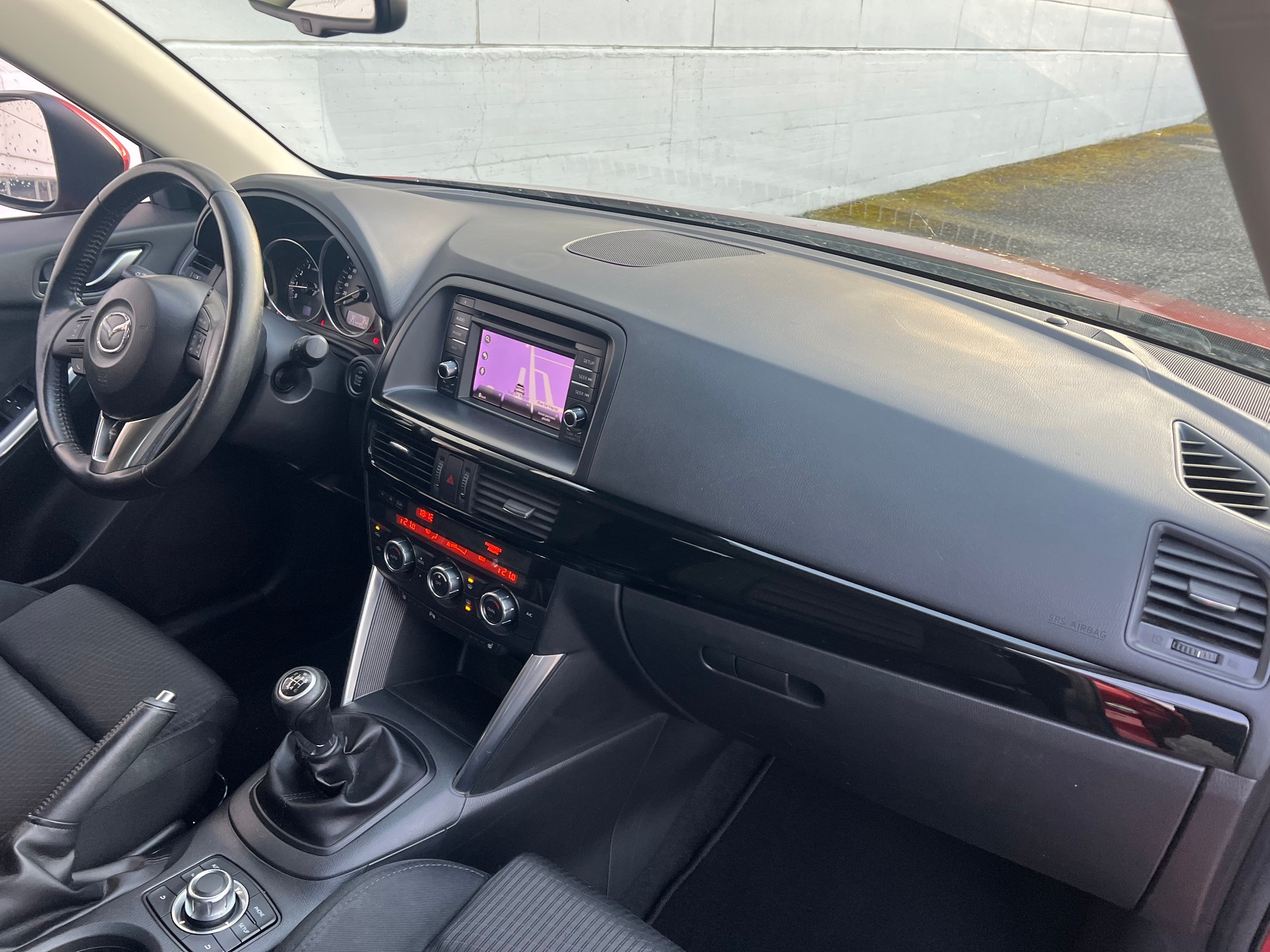 MAZDA CX-5 2.0 Ambition AWD-image-4