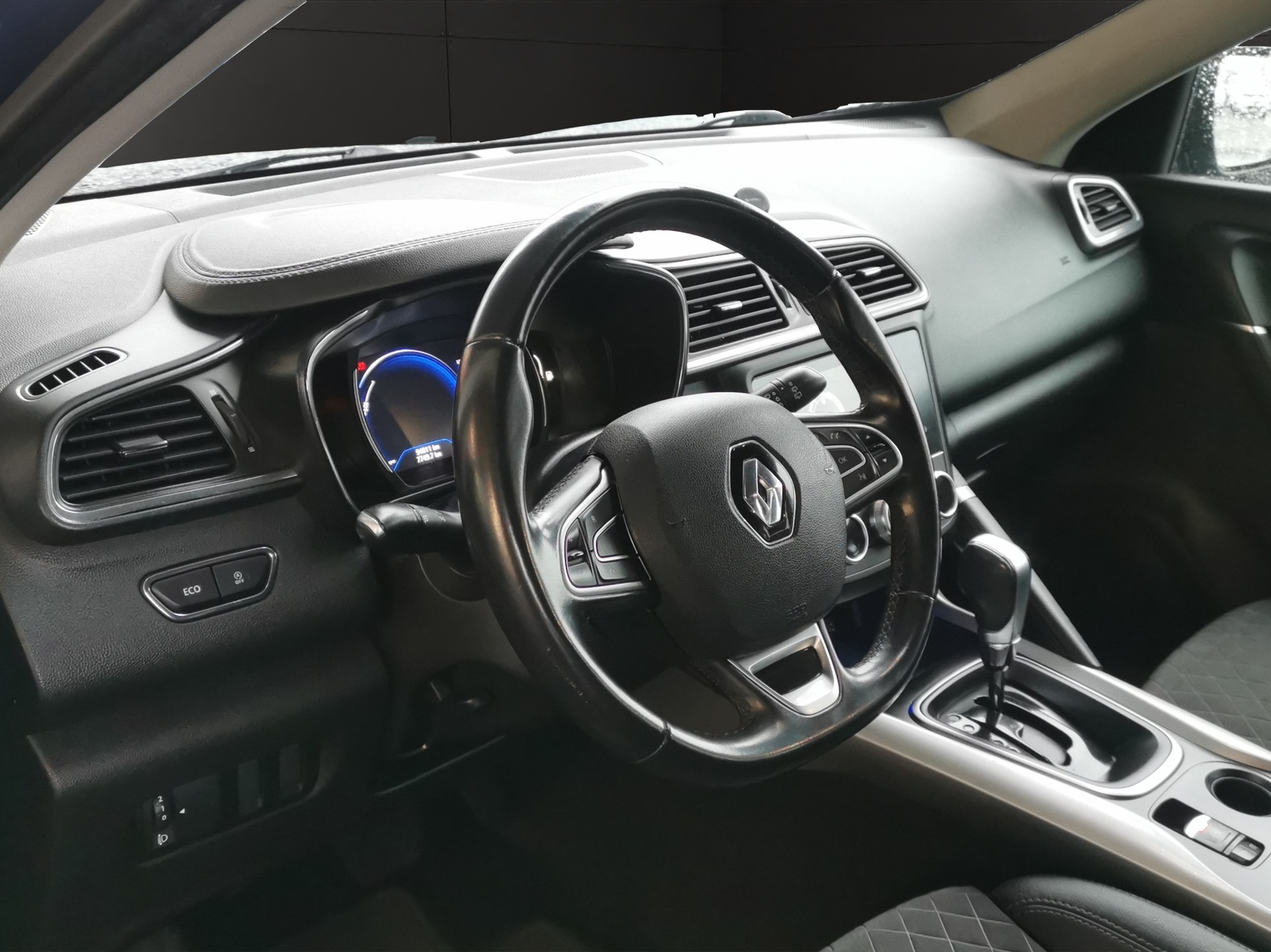 RENAULT Kadjar 1.3 16V Turbo Intens EDC-image-9