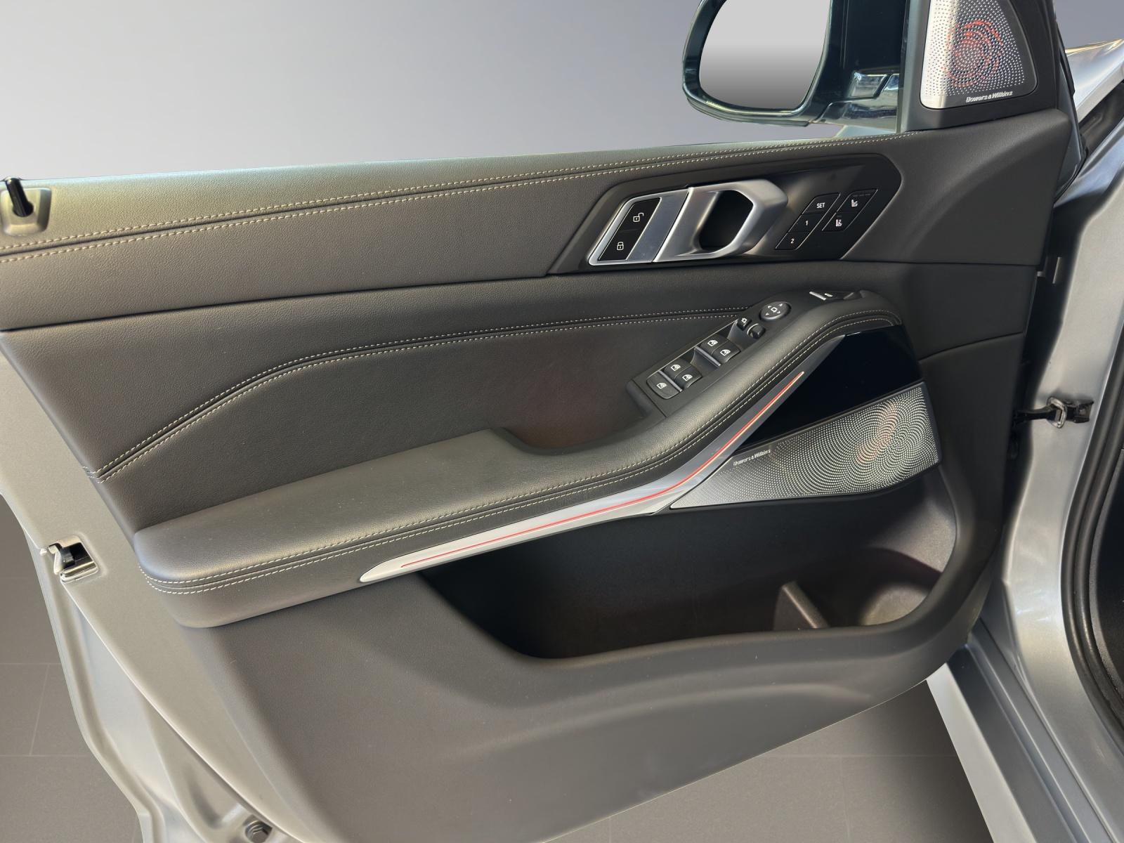 BMW X5 40d xDrive M-SportPaket Pro 7 Plätze-image-15