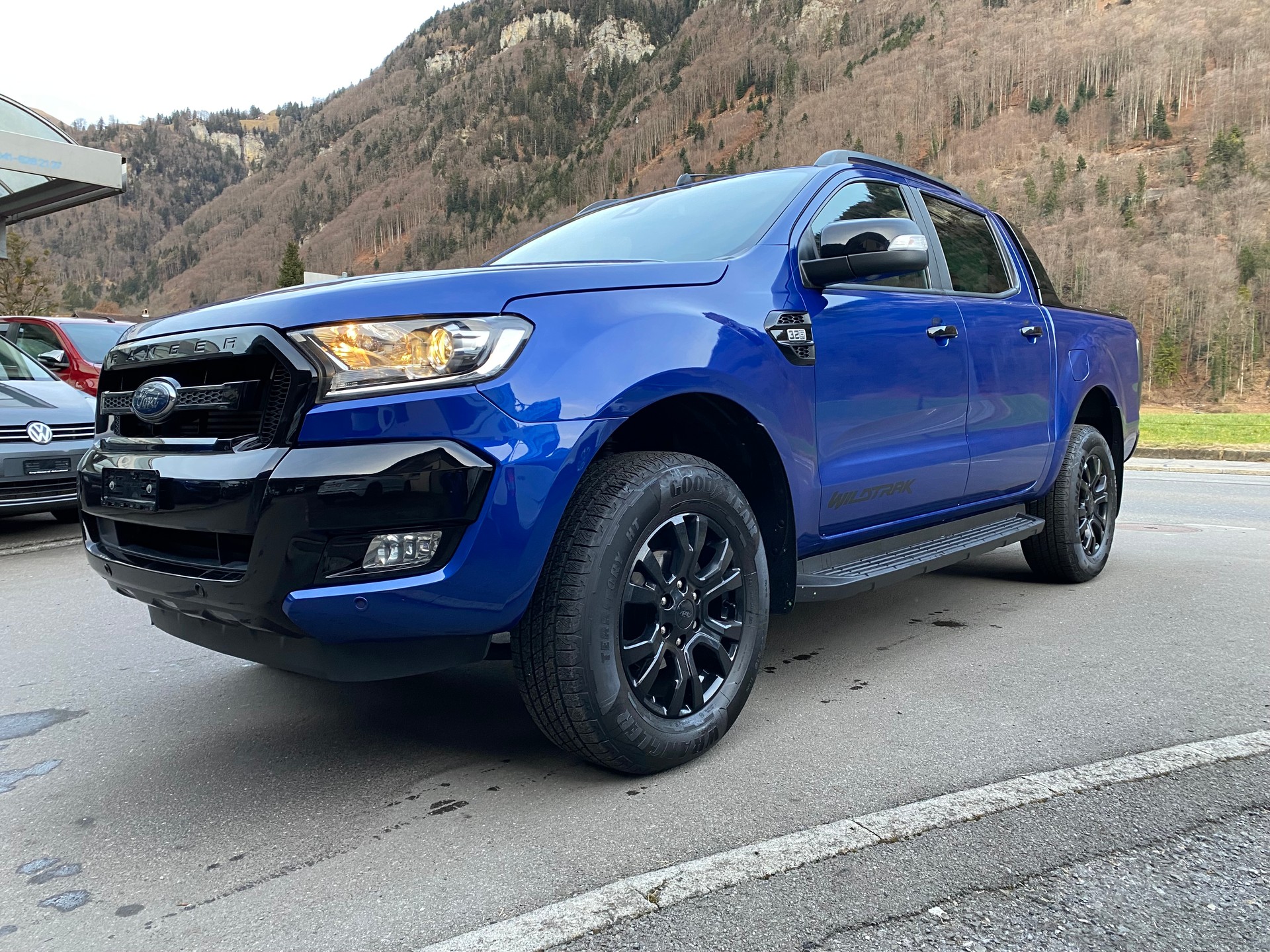 FORD Ranger Wildtrak 3.2 TDCi 4x4 A-image-1