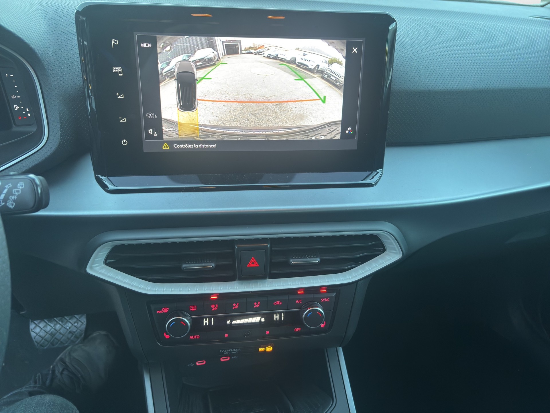 SEAT Arona 1.5 Eco TSI FR DSG-image-12