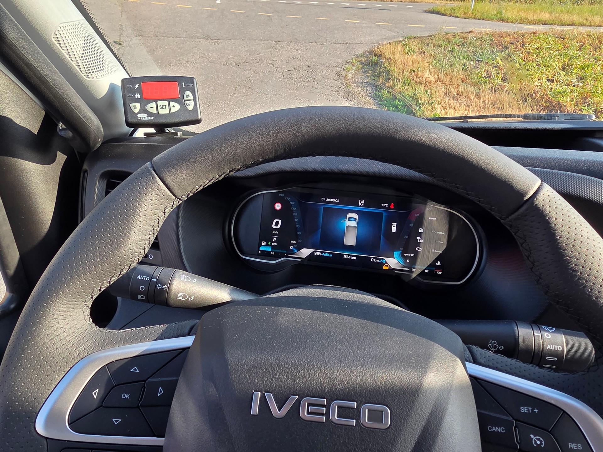 IVECO 35 S 18H A8-image-12
