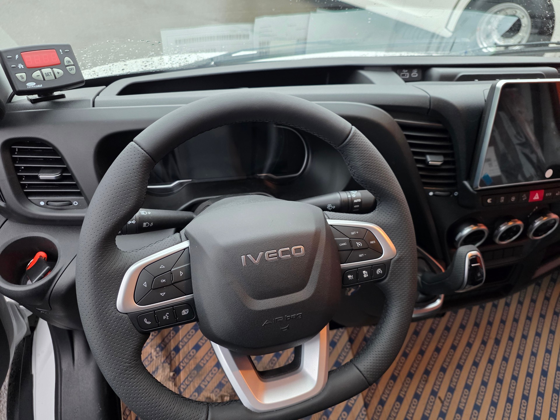 IVECO 35 S 18H A8-image-11