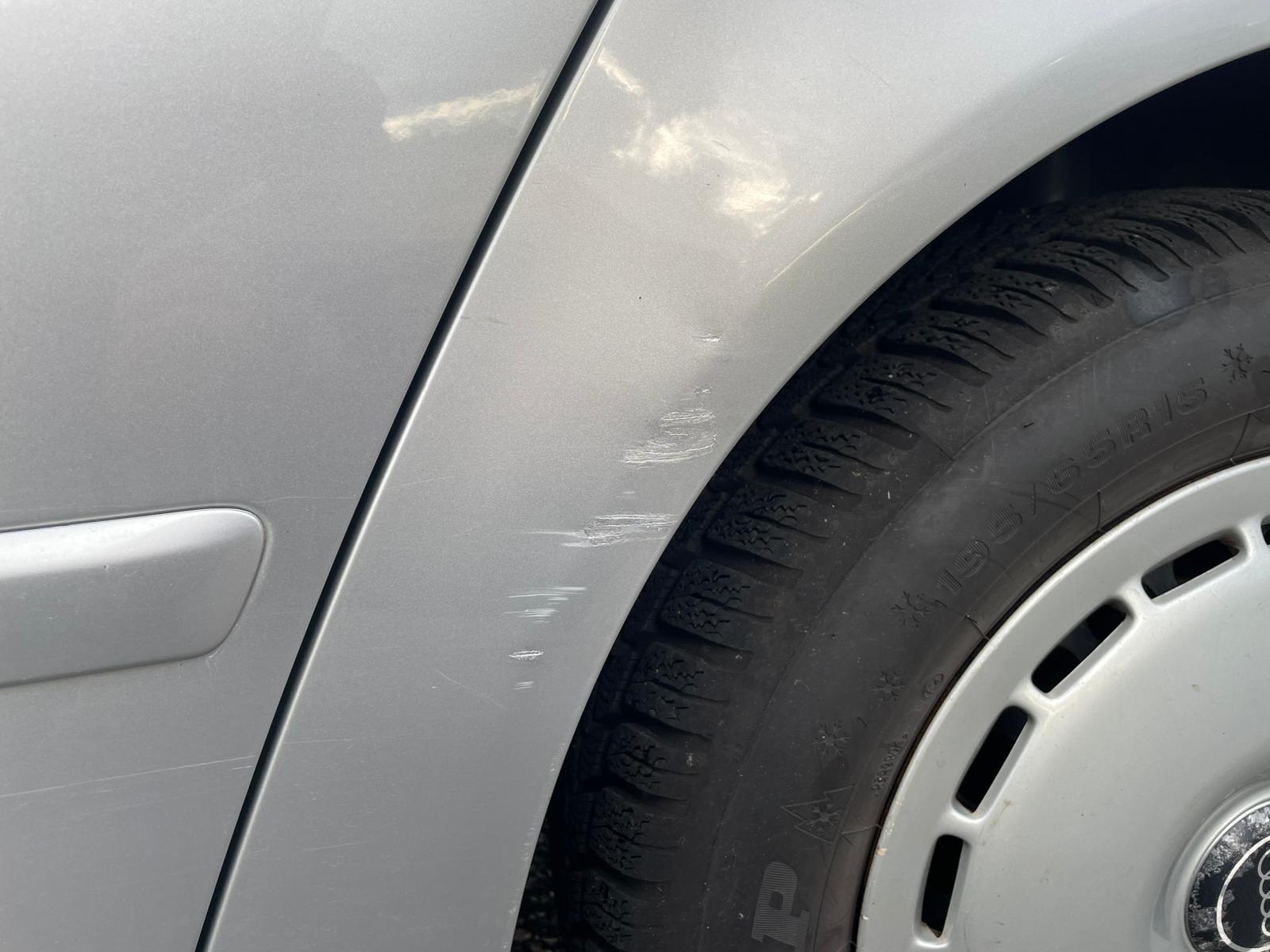 AUDI A4 Limousine 2.0-image-9