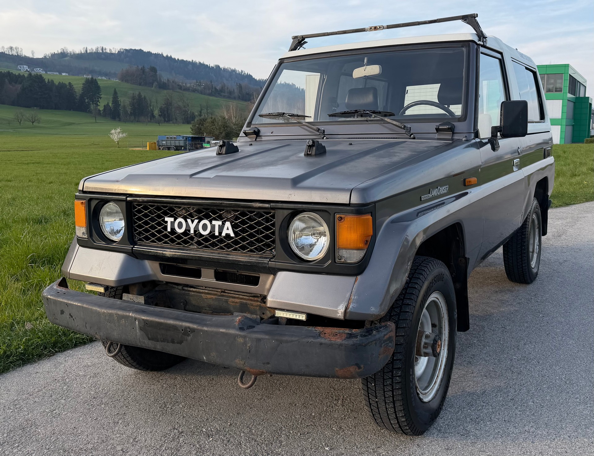 TOYOTA LJ 73 FRP-Top TD-image-0