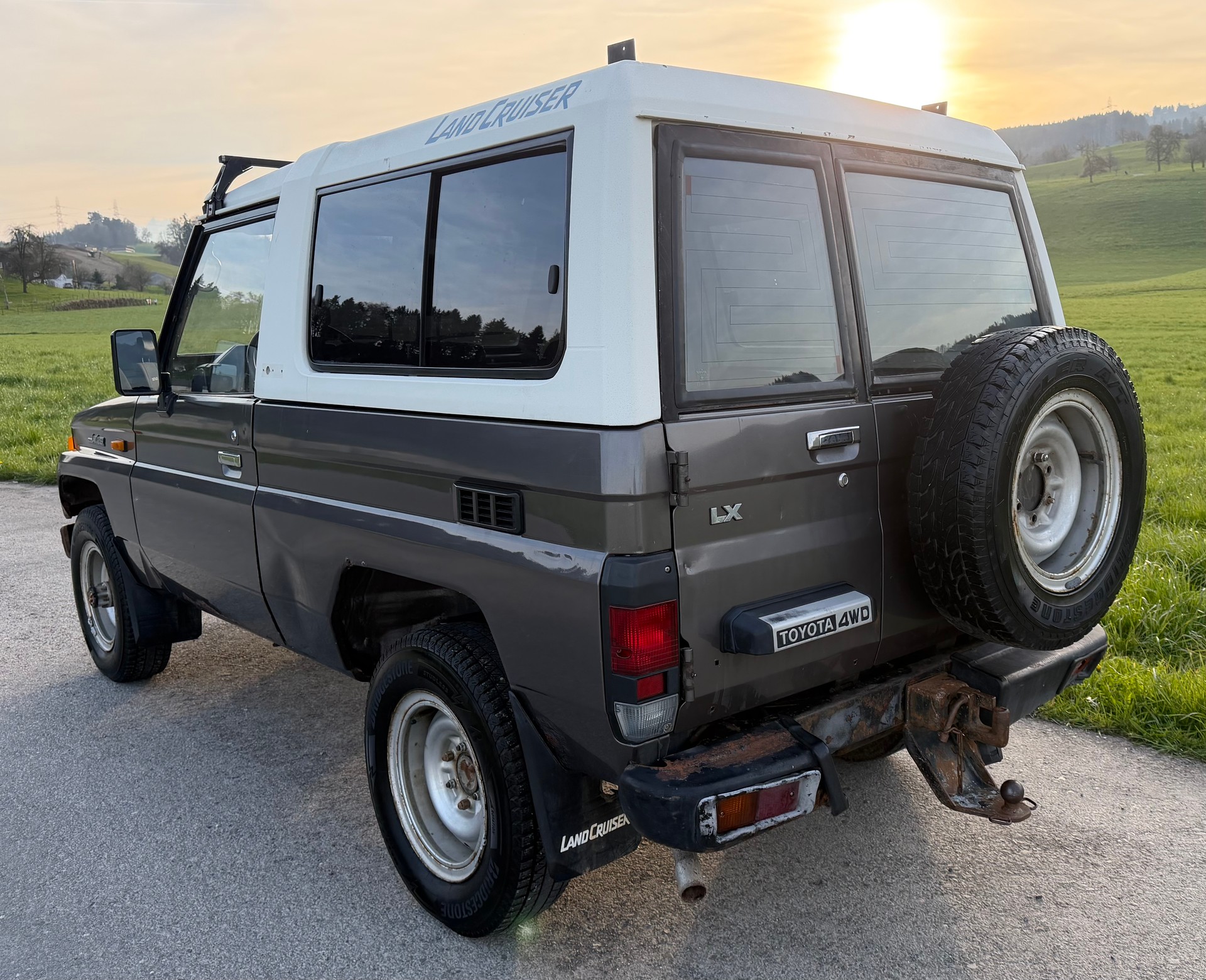TOYOTA LJ 73 FRP-Top TD-image-3