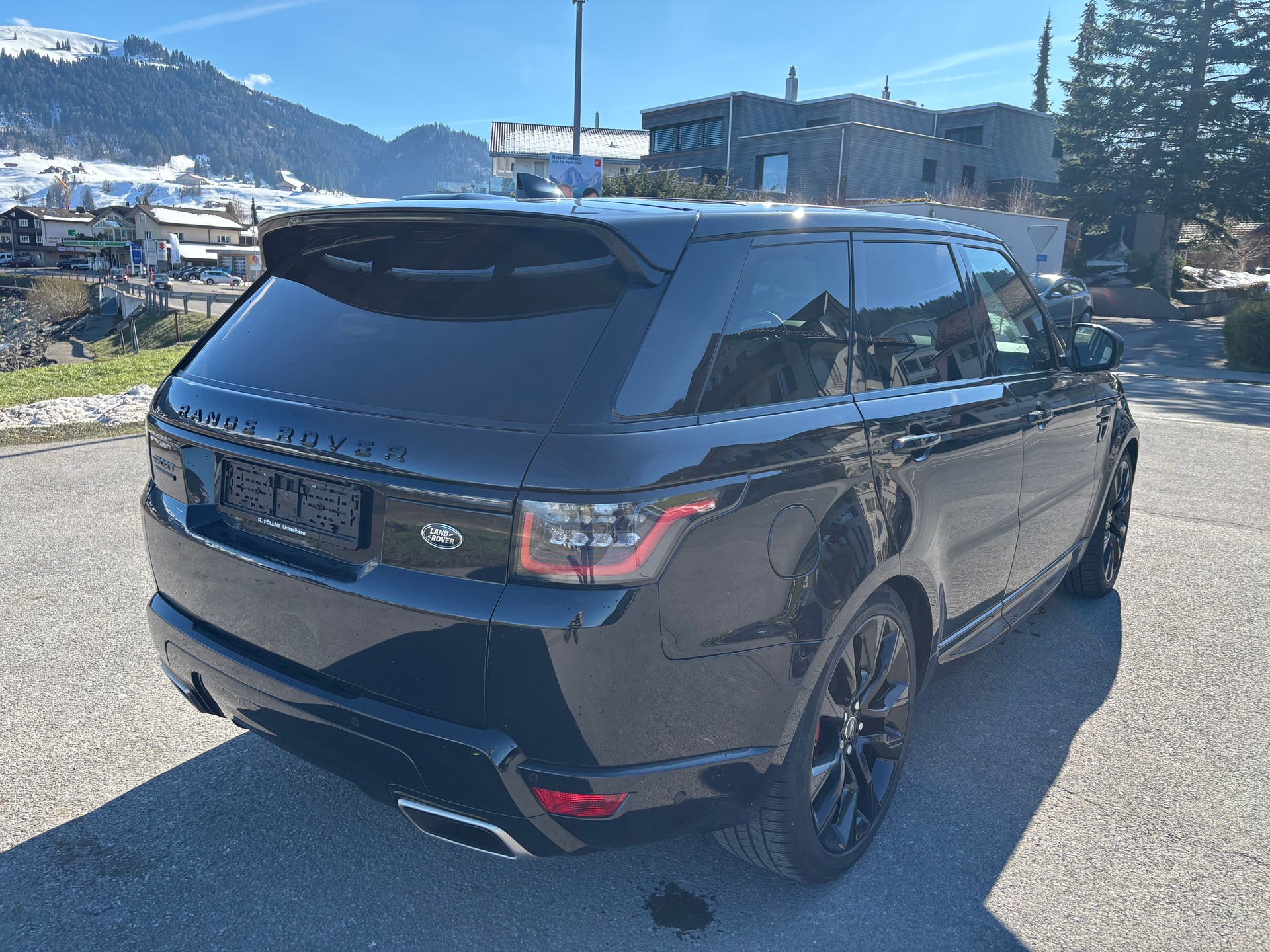 LAND ROVER Range Rover Sport P525 5.0 V8 S/C AB Dynamic Automatic-image-4