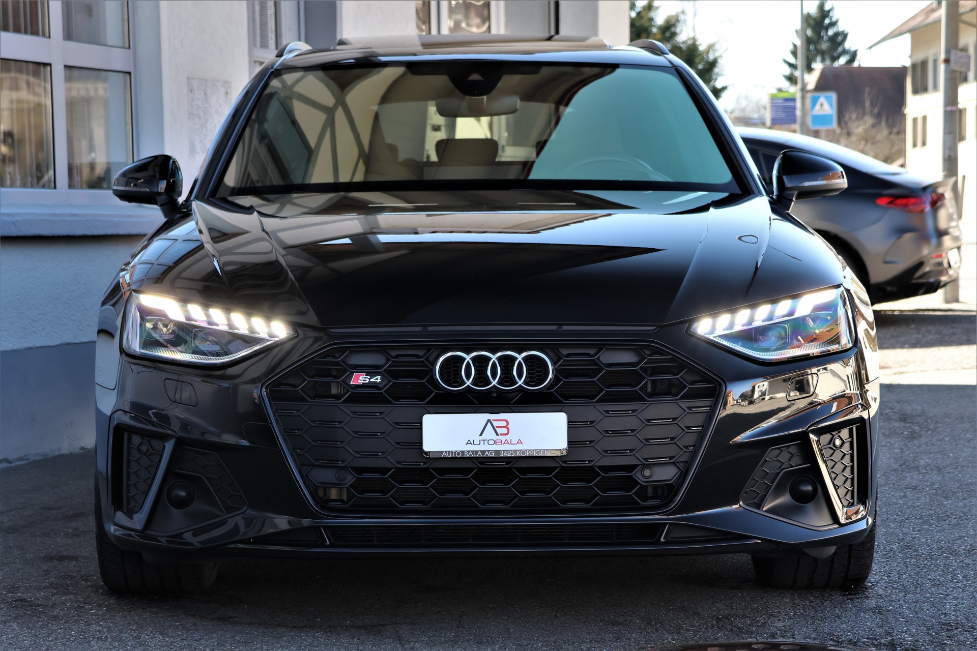 AUDI S4 Avant 3.0 TDI quattro tiptronic (CH) + 1.9T AHK-image-1