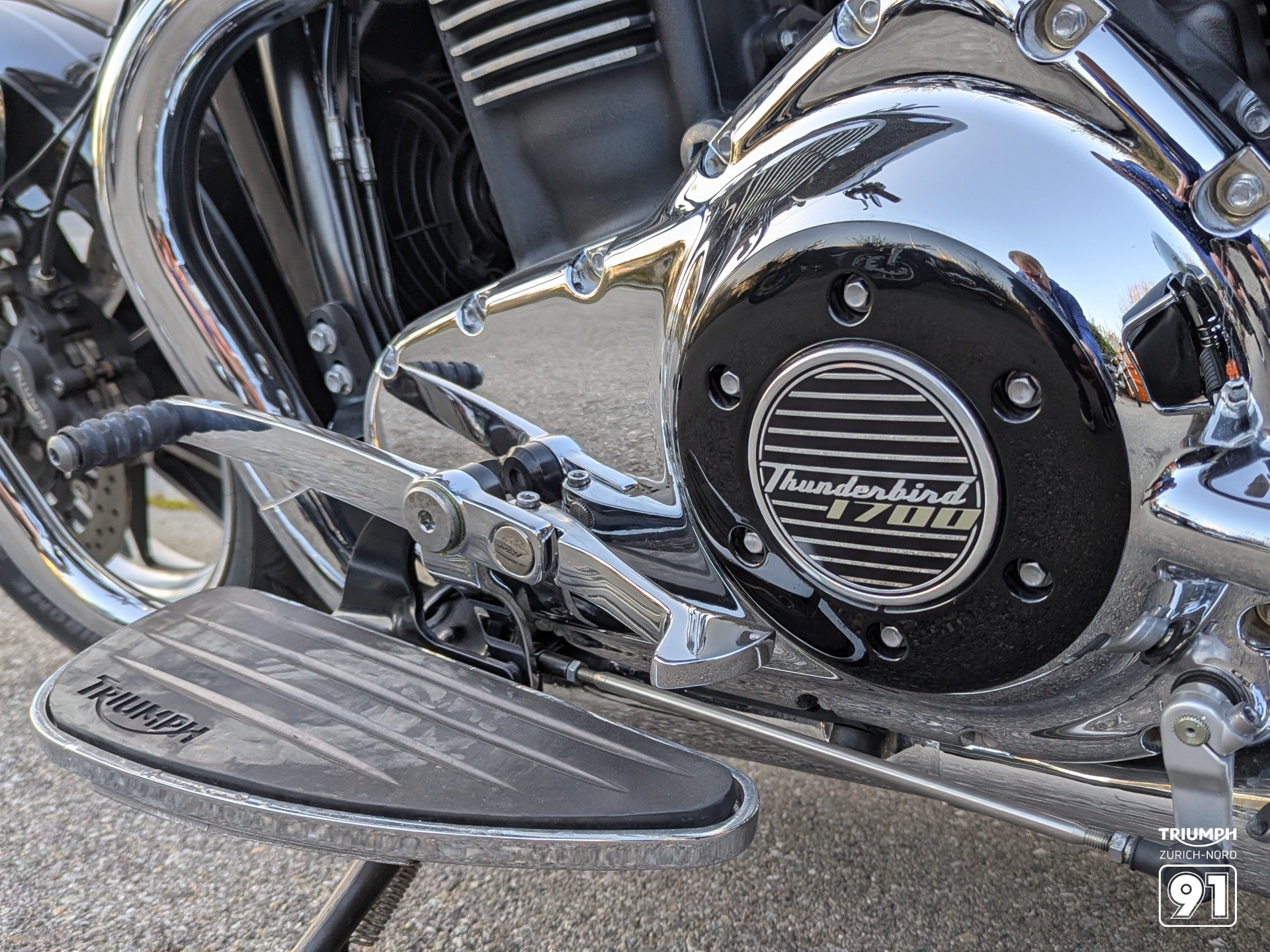 TRIUMPH Thunderbird Commander 1700 ABS-image-10