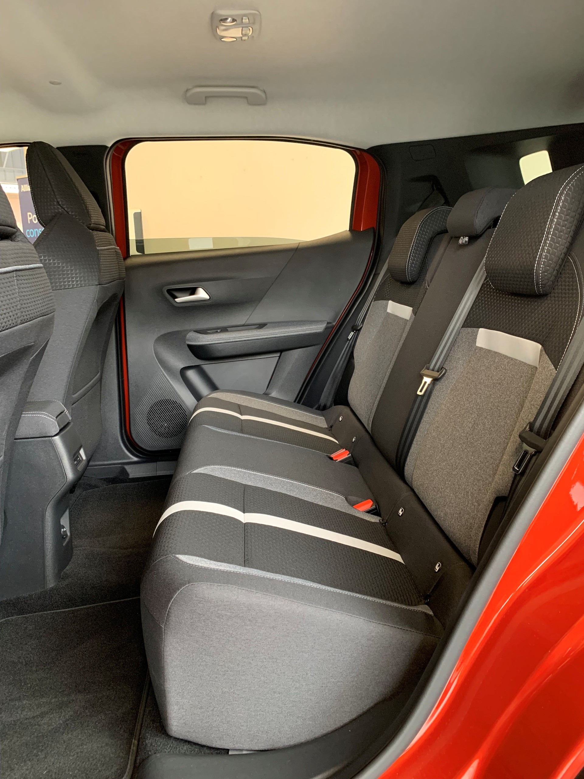 OPEL Frontera-e 54 kWh GS-image-5