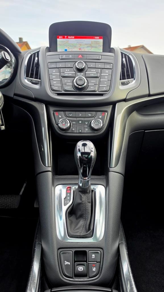 OPEL Zafira Tourer 2.0 CDTi Drive Automatic-image-15