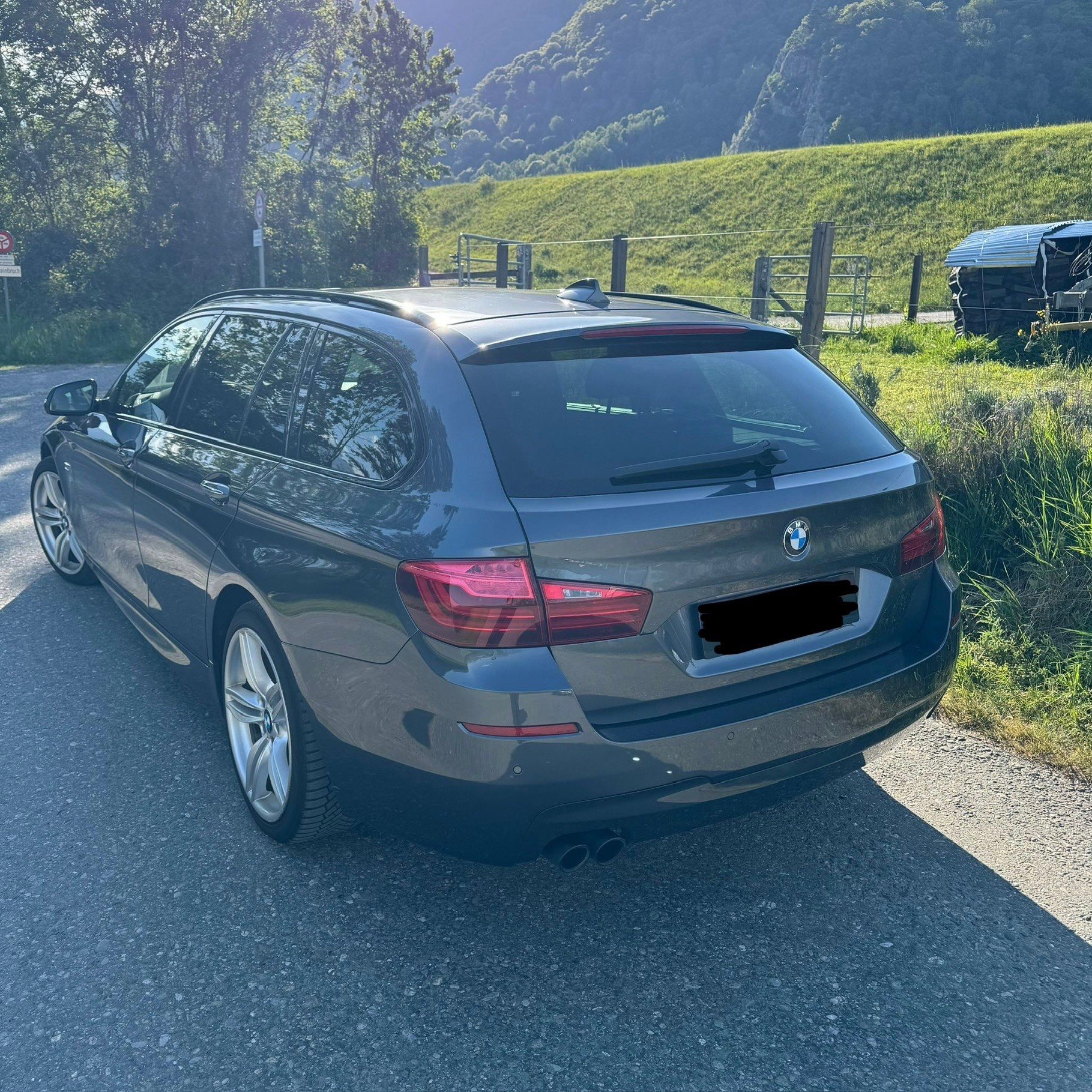 BMW 530d xDrive-image-5