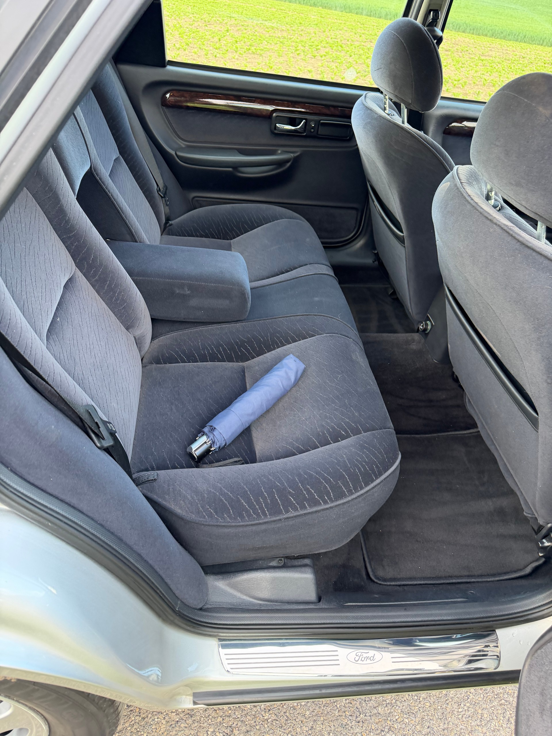FORD Scorpio 2.9i 24V Luxury A-image-13