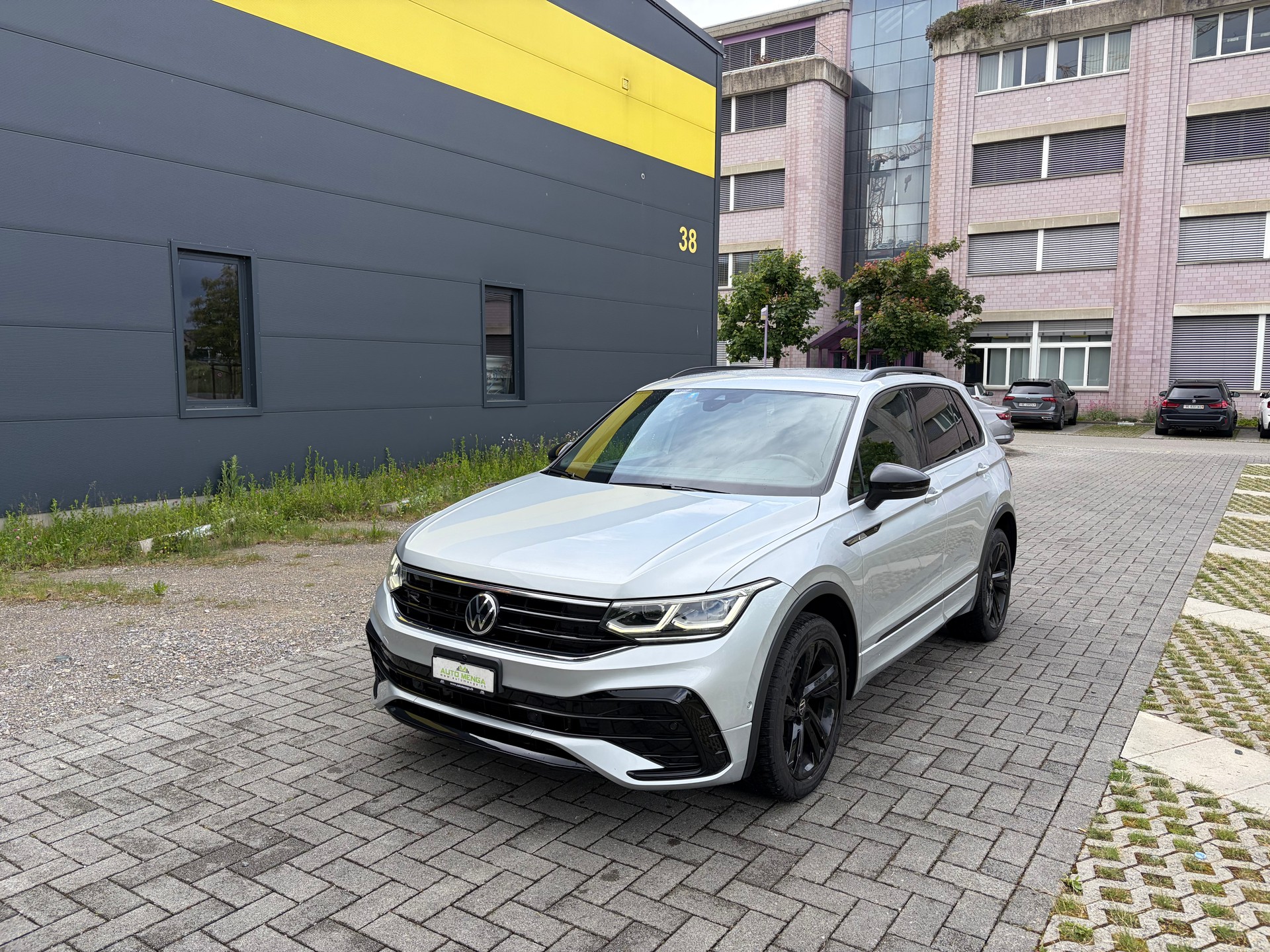 VW Tiguan 2.0 TDI SCR R-Line 4Motion DSG