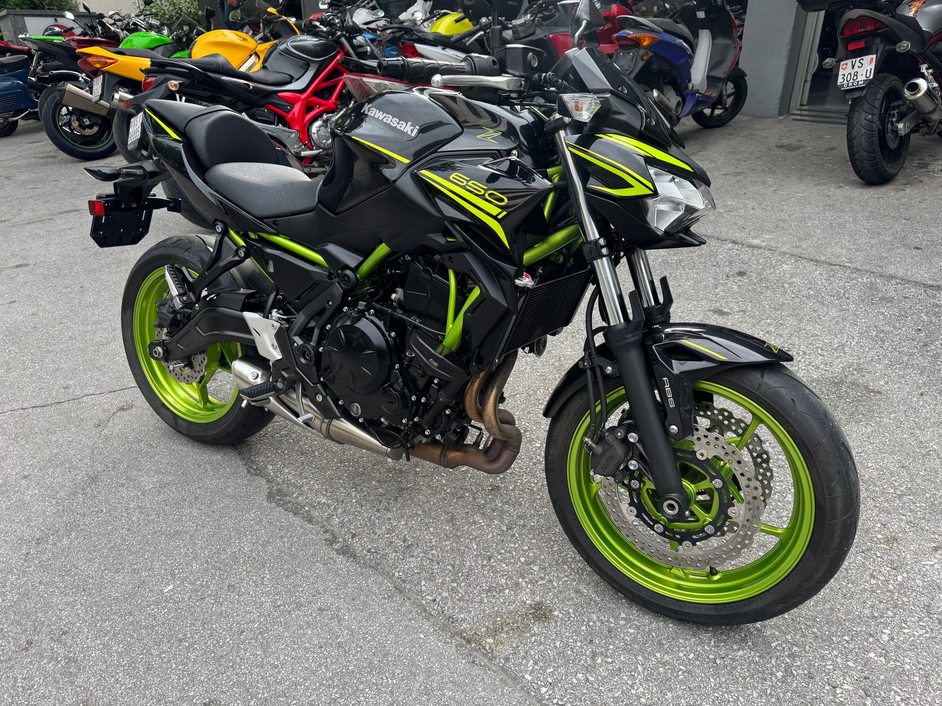 KAWASAKI Z 650