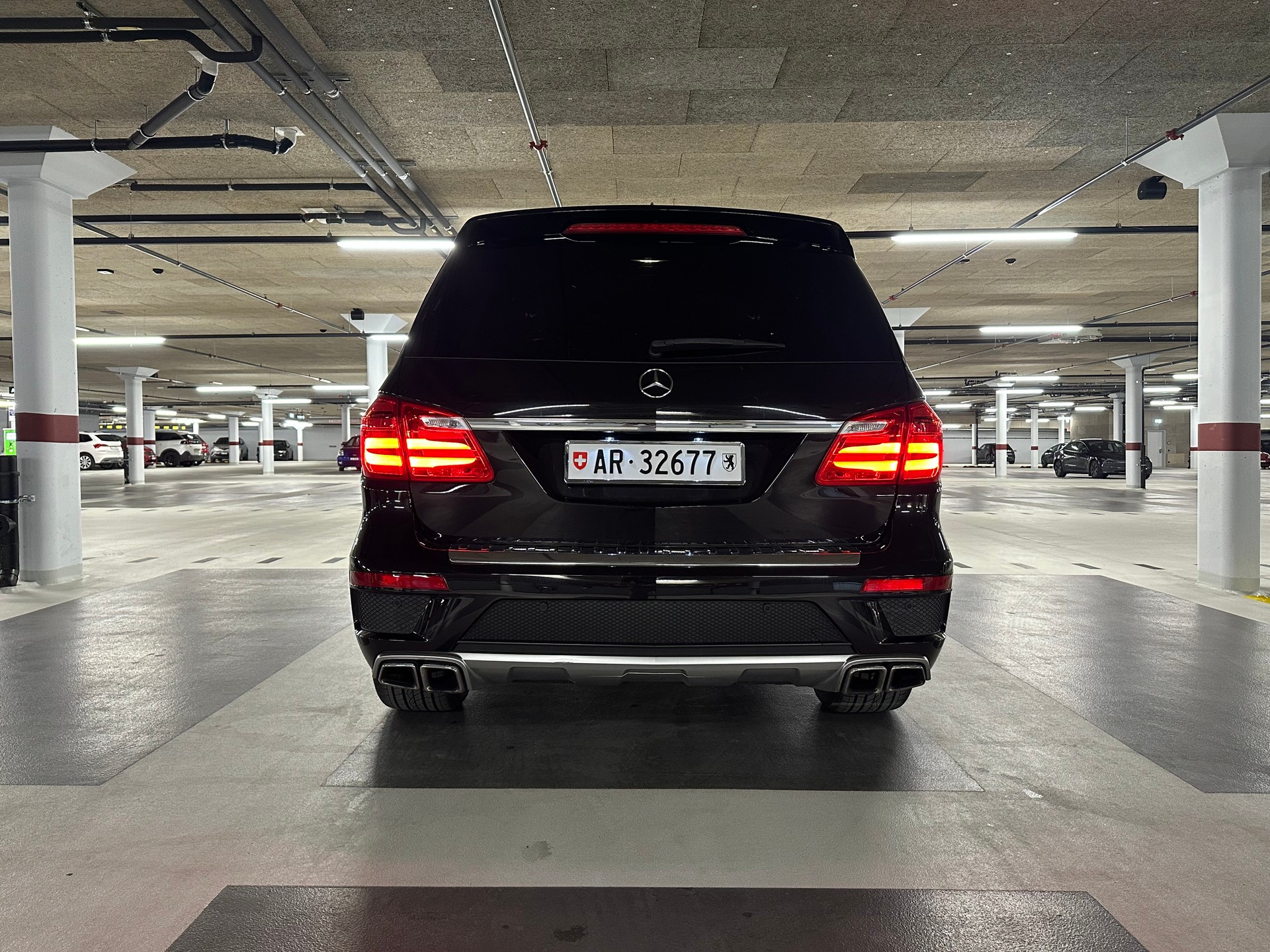 MERCEDES-BENZ GL 63 V8 AMG-image-6